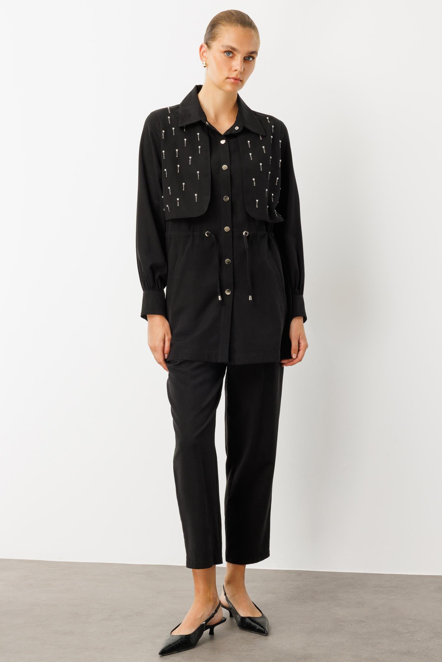 Modailgi  Beli Tünel Bağlama Rüzgarlık Detaylı ve Taşlı Tunik - 40040 Siyah