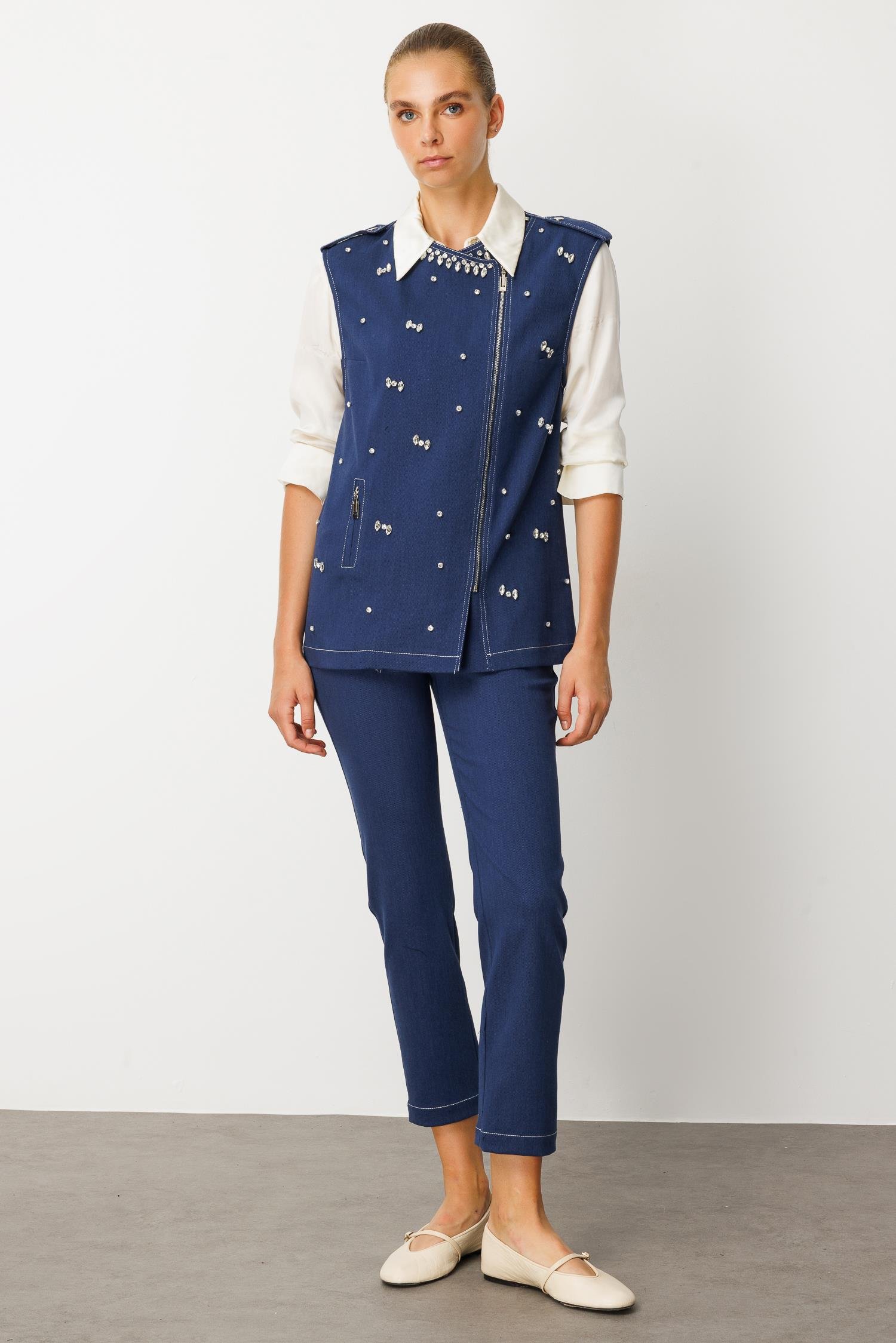 Modailgi  Beyoğlu Taş Detaylı Önü Fermuarlı Omuzları Apoletli Yelek - 47002 İndigo