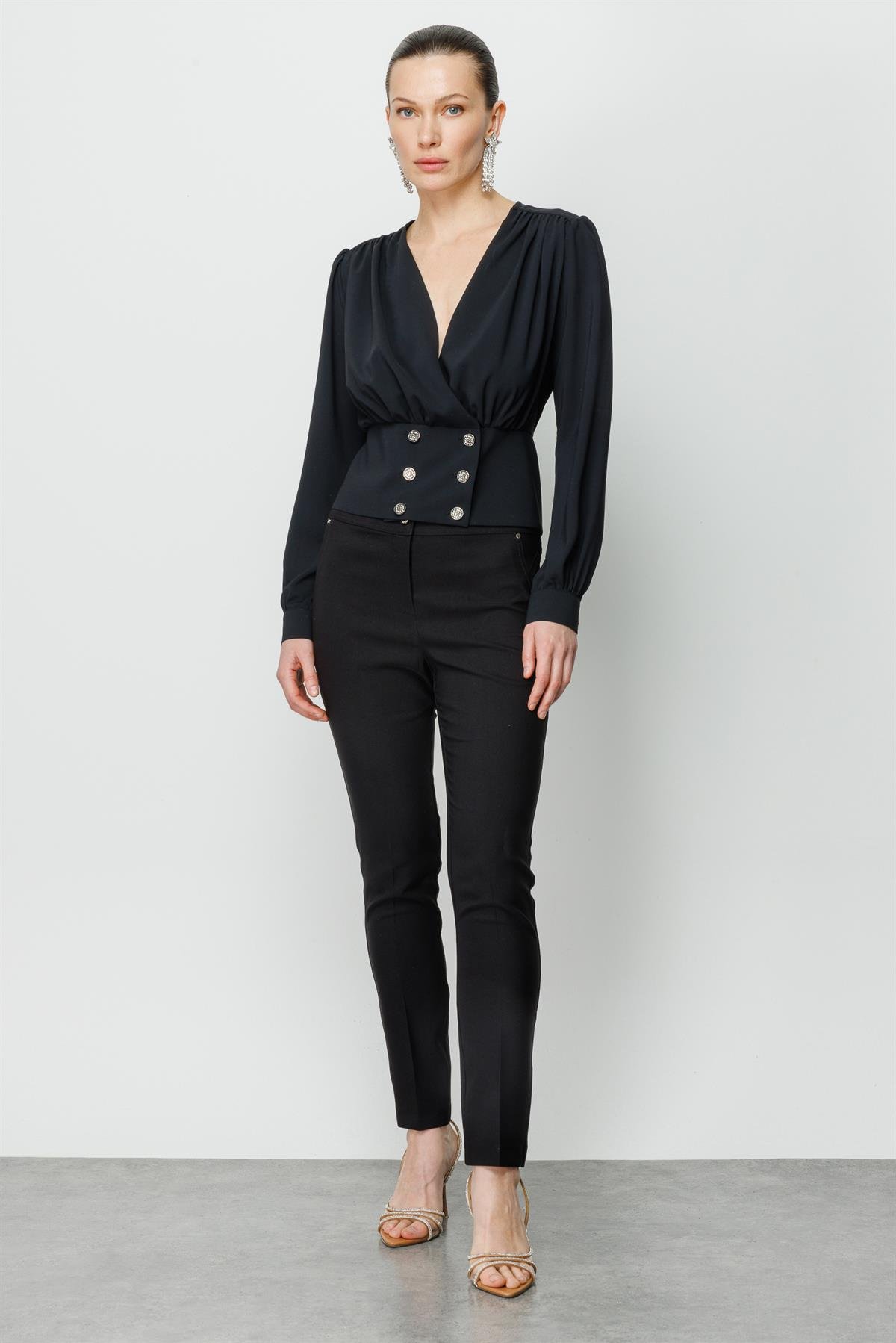 Modailgi  Büzgü Detaylı Crop Bluz Siyah