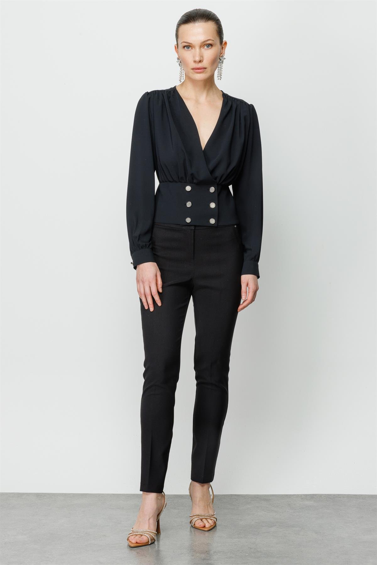 Modailgi  Büzgü Detaylı Crop Bluz Siyah