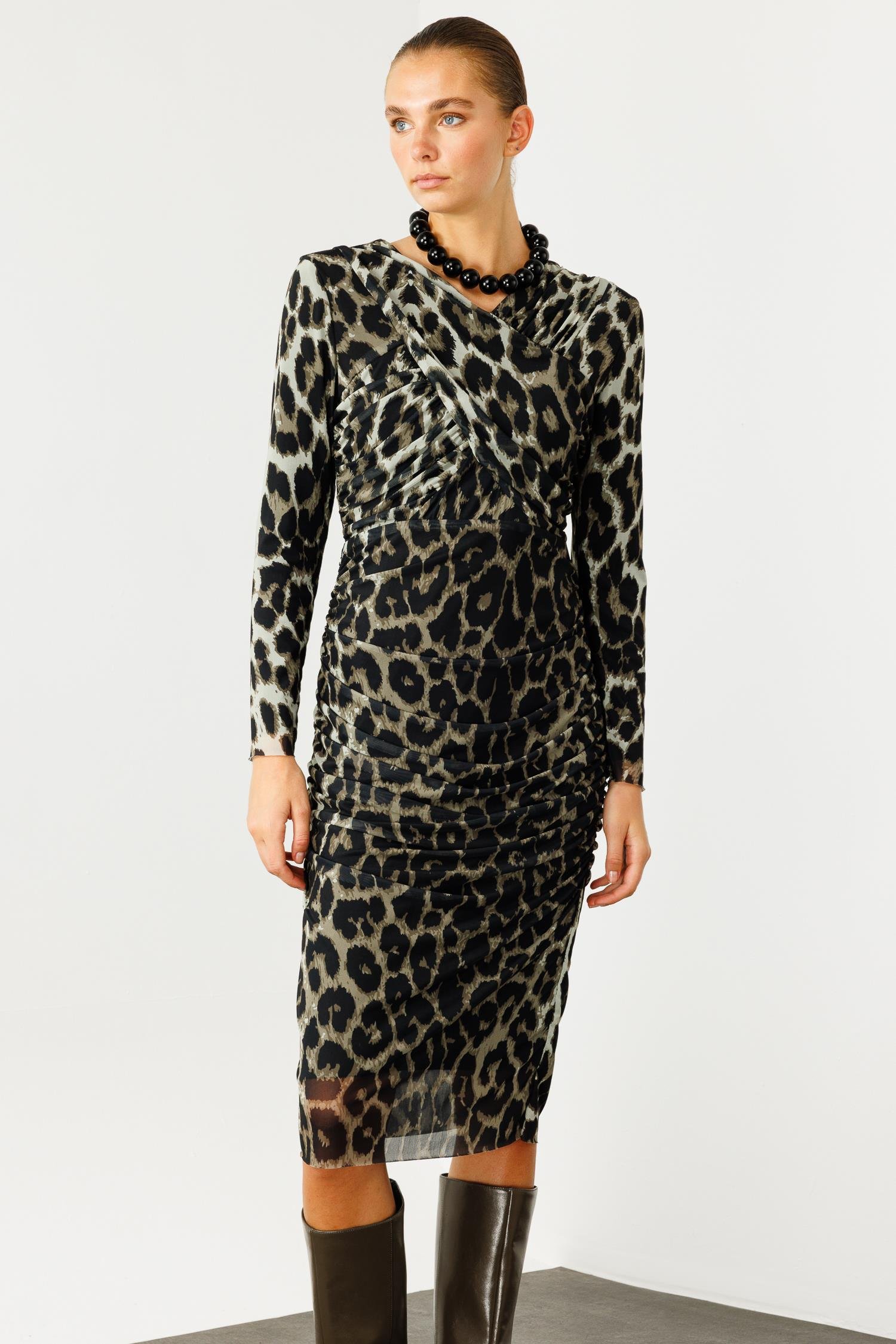 Modailgi  Büzgü Detaylı V Yaka Leopar Desen Elbise Haki