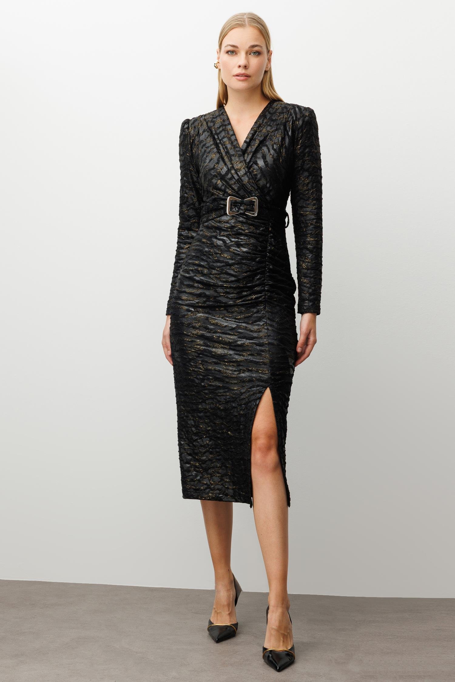 Modailgi  Büzgülü Kruvaze Kapama Beli Kemerli Örme Elbise Siyah