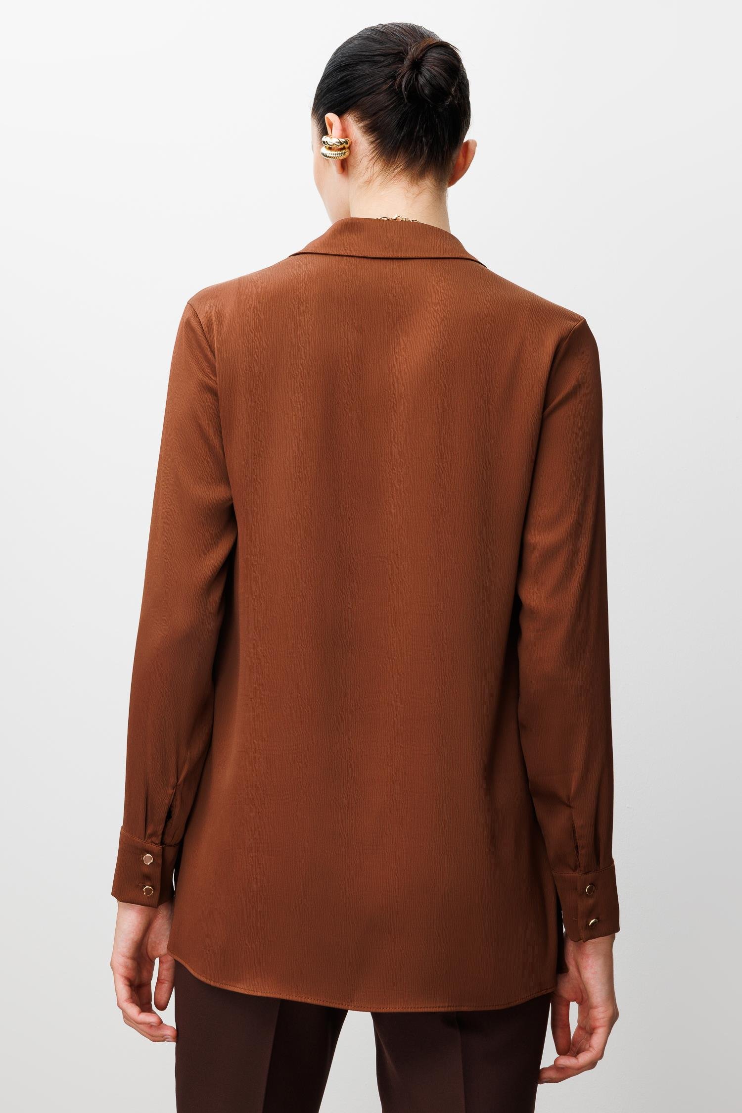 Modailgi  Cep Kapaklı Kolları Apoletli Saten Gömlek Kahve