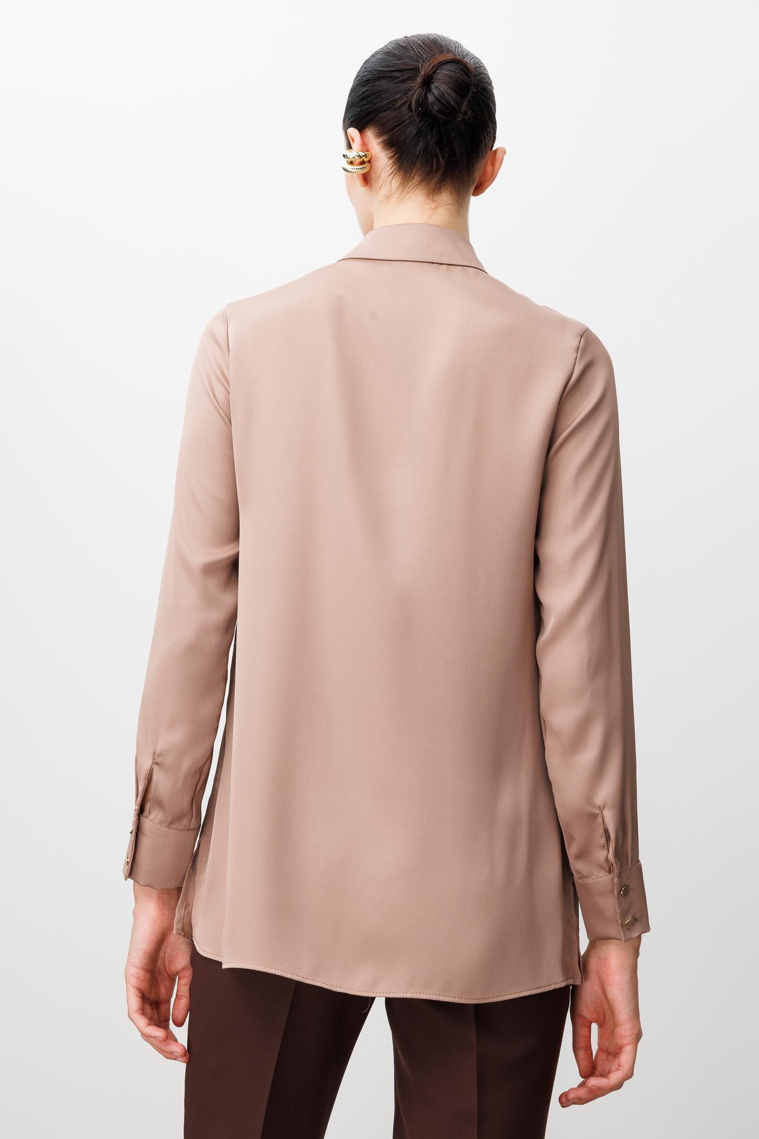 Modailgi  Cep Kapaklı Kolları Apoletli Saten Gömlek Camel