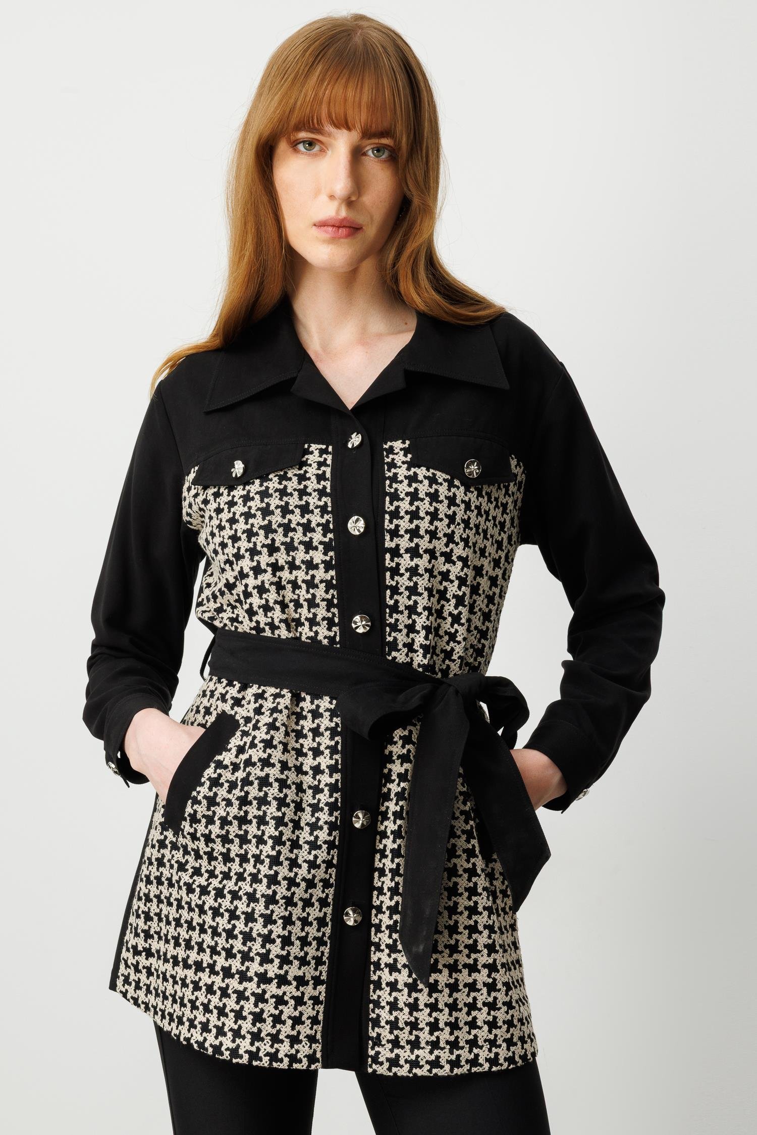 Modailgi  Cep Kapaklı Takma Kollu Kazayağı Desenli Tunik Siyah