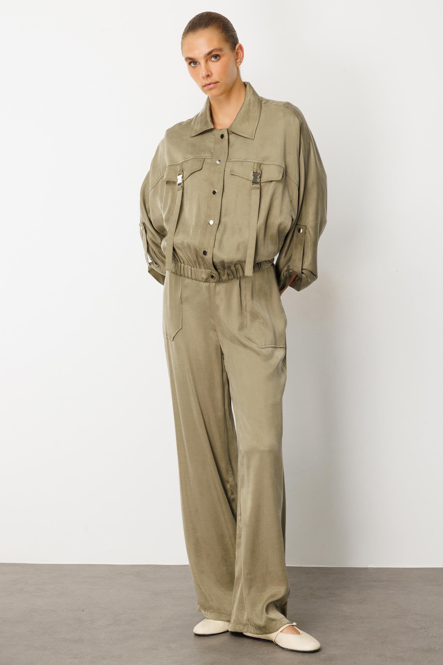 Modailgi  Cepleri Metal Aksesuarlı Beli Lastikli Gömlek - 40039 Haki