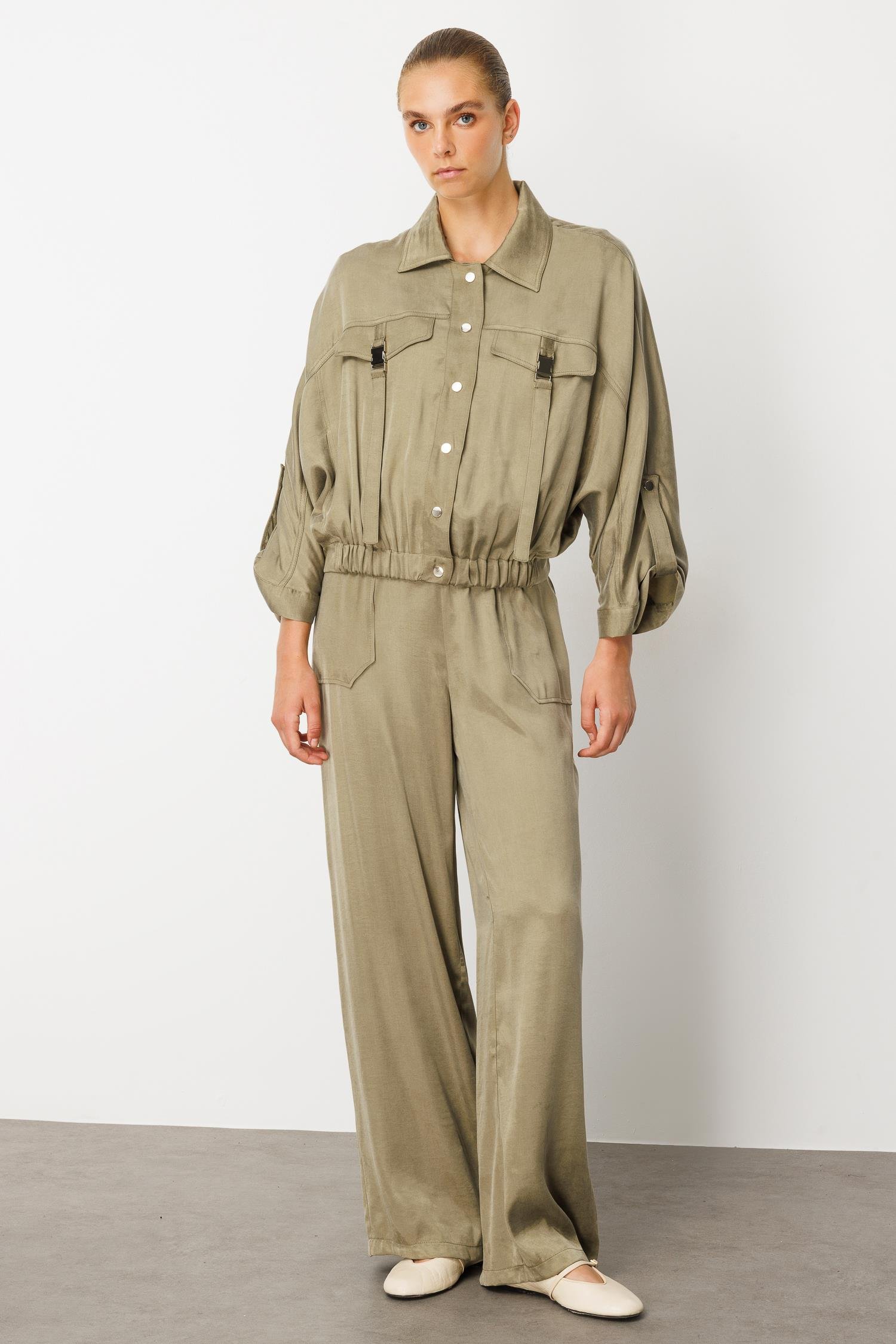 Modailgi  Cepleri Metal Aksesuarlı Beli Lastikli Gömlek - 40039 Haki