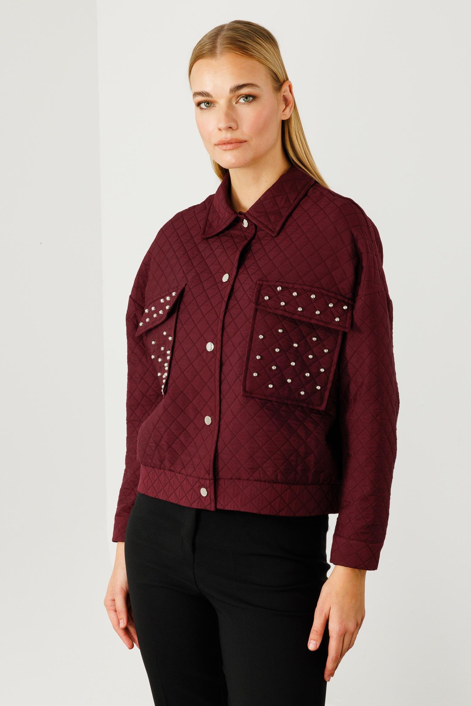 Modailgi  Cepleri Trok Detaylı Kısa Kapitone Mont Mürdüm