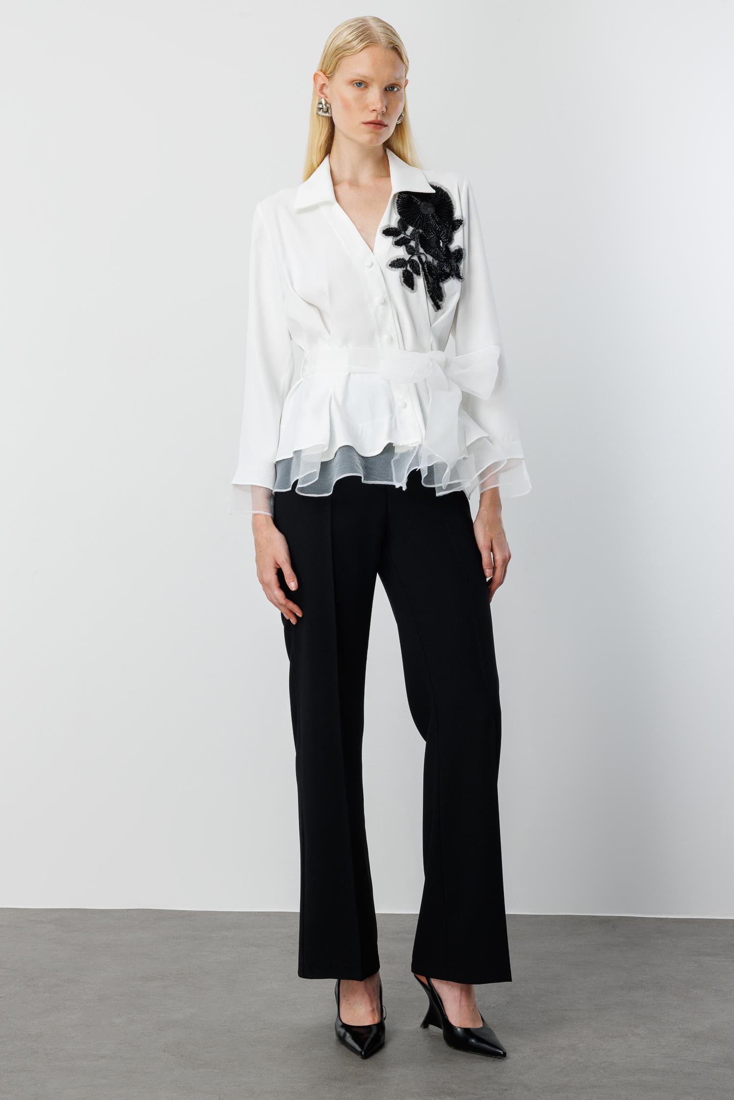 Modailgi  Çiçek Desen İşlemeli Organze Tüllü Gömlek Ekru