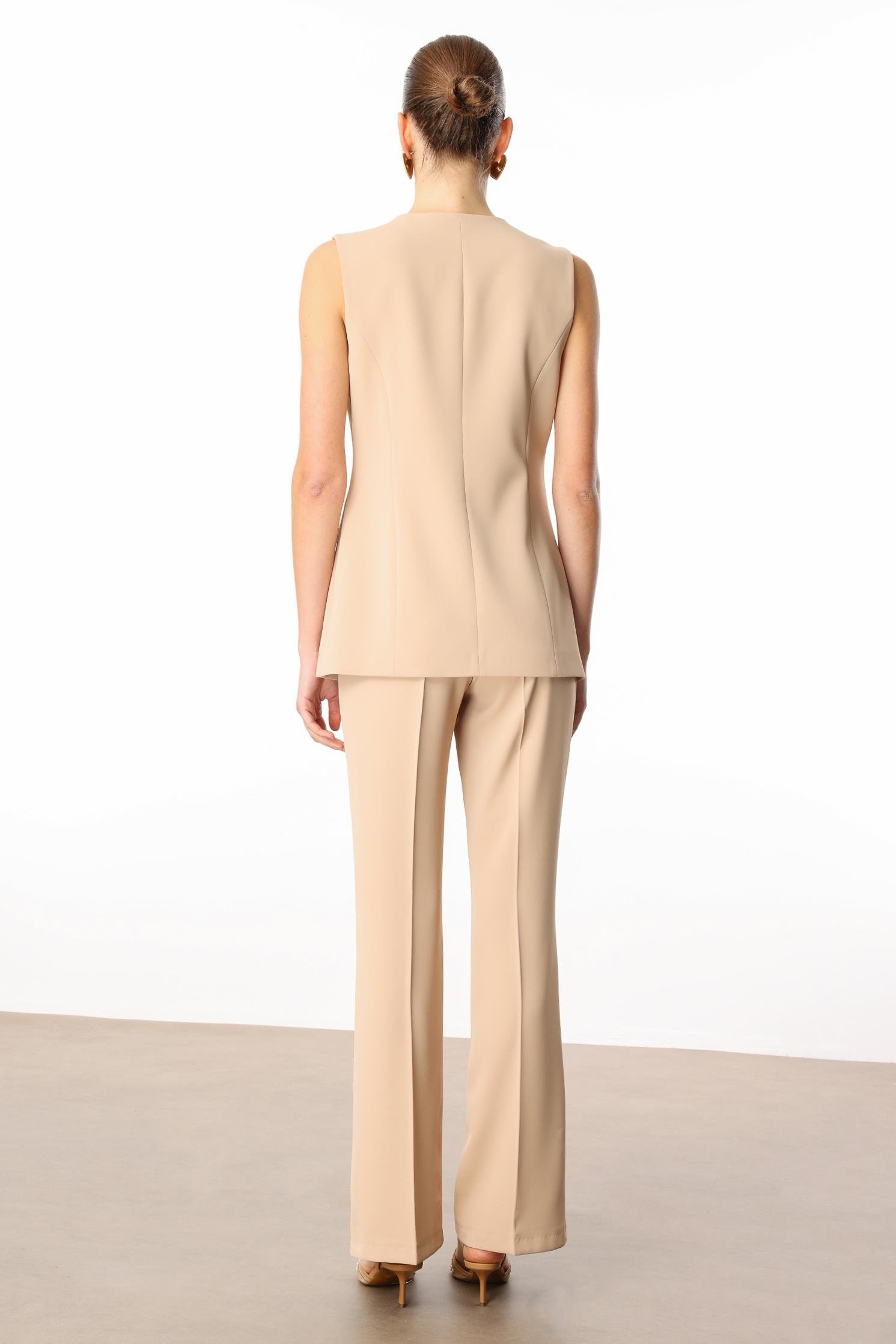 Modailgi  Çift Düğme Detaylı Kare Yaka Uzun Yelek Taş