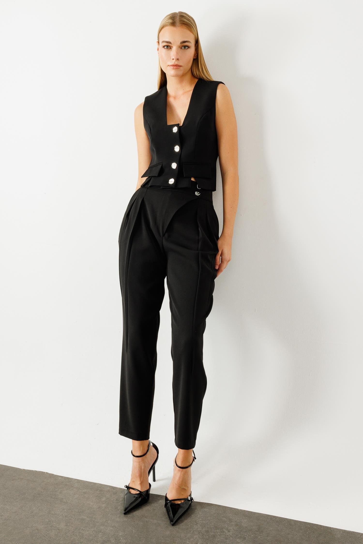 Modailgi  Çift Pile Detaylı Asimetrik Kapamalı Yüksek Bel Pantolon - 7968 Siyah