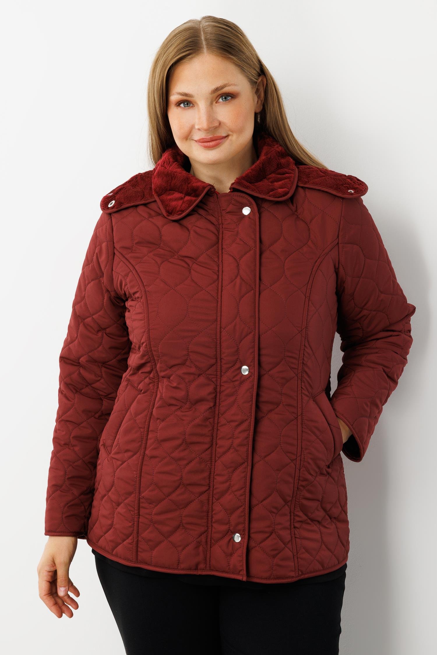 Modailgi  Çıtçıtlı Fermuarlı Soğan Desenli Kapüşonlu Kısa Kapitone Kaban Bordo