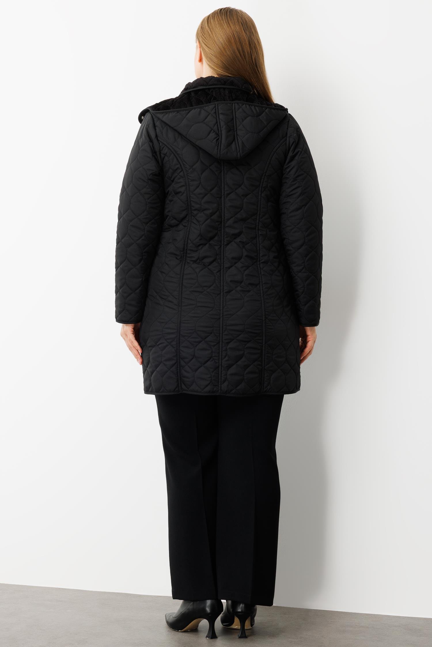 Modailgi  Çıtçıtlı Fermuarlı Soğan Desenli Kapüşonlu Kapitone Kaban Siyah