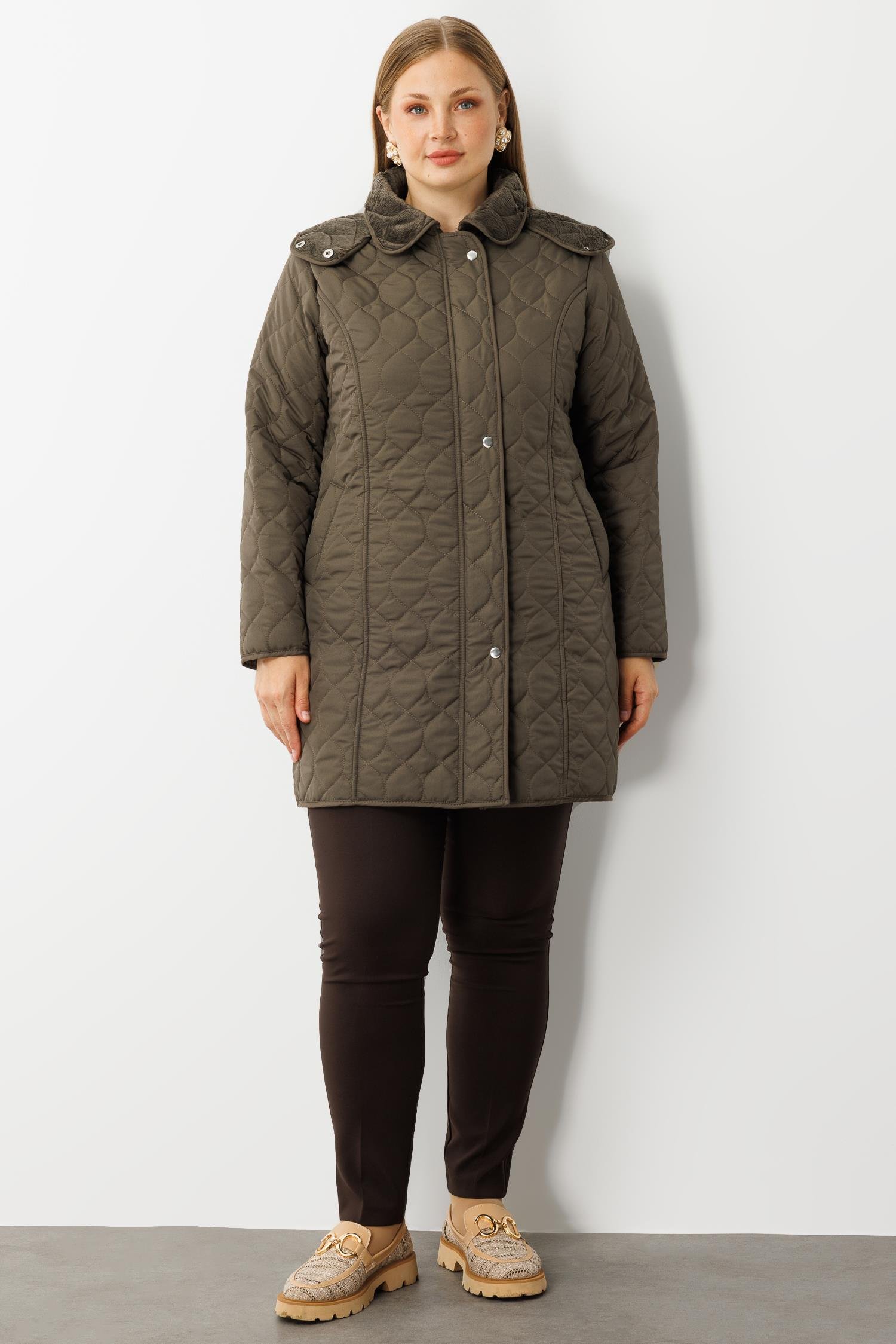 Modailgi  Çıtçıtlı Fermuarlı Soğan Desenli Kapüşonlu Kapitone Kaban Haki