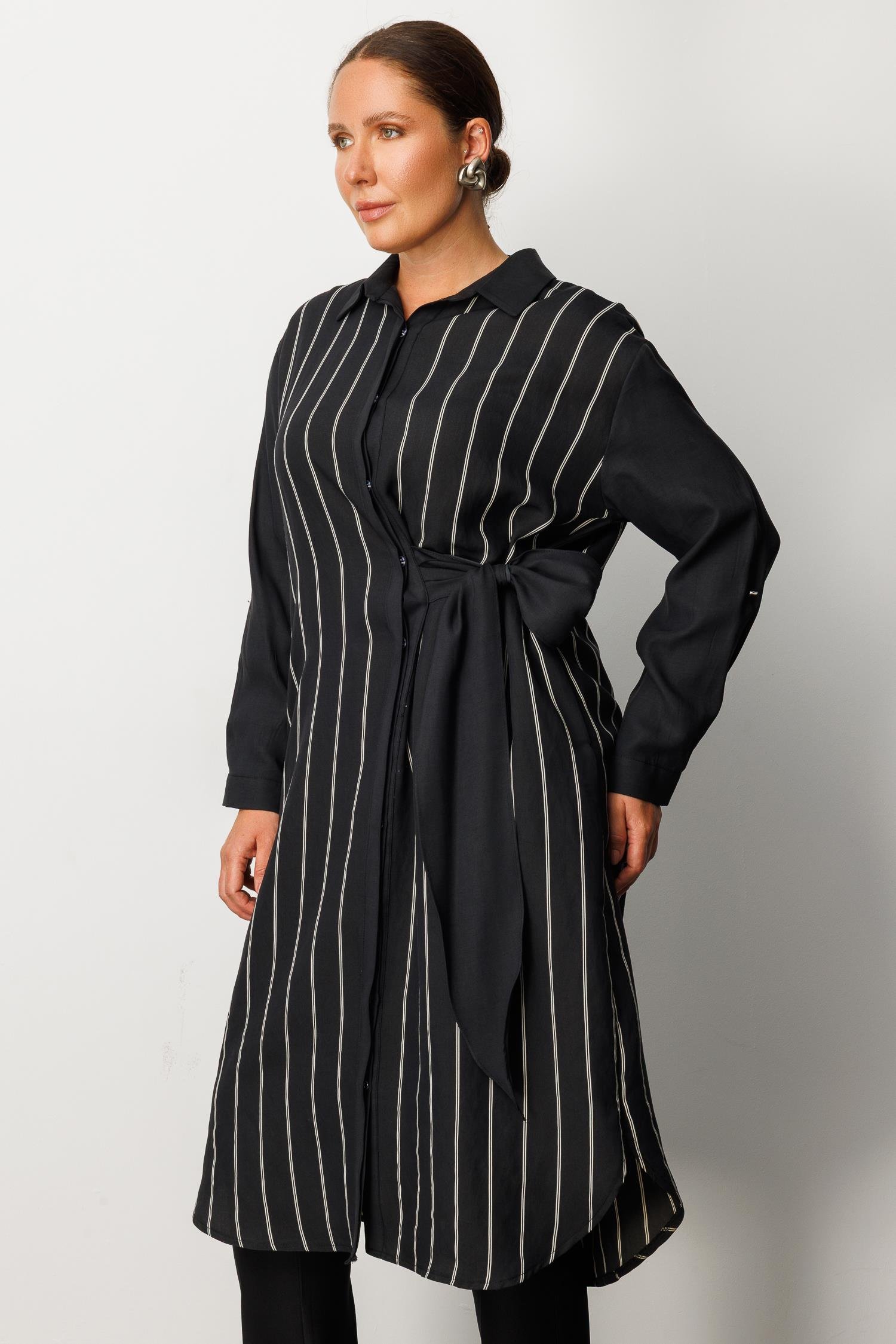 Modailgi  Çizgili Bağlama Detaylı Tunik Siyah