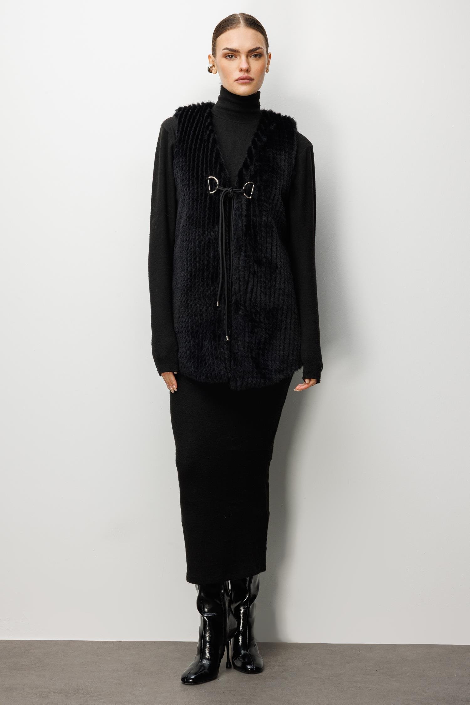 Modailgi  Çizgili Uzun Peluş Yelek Siyah