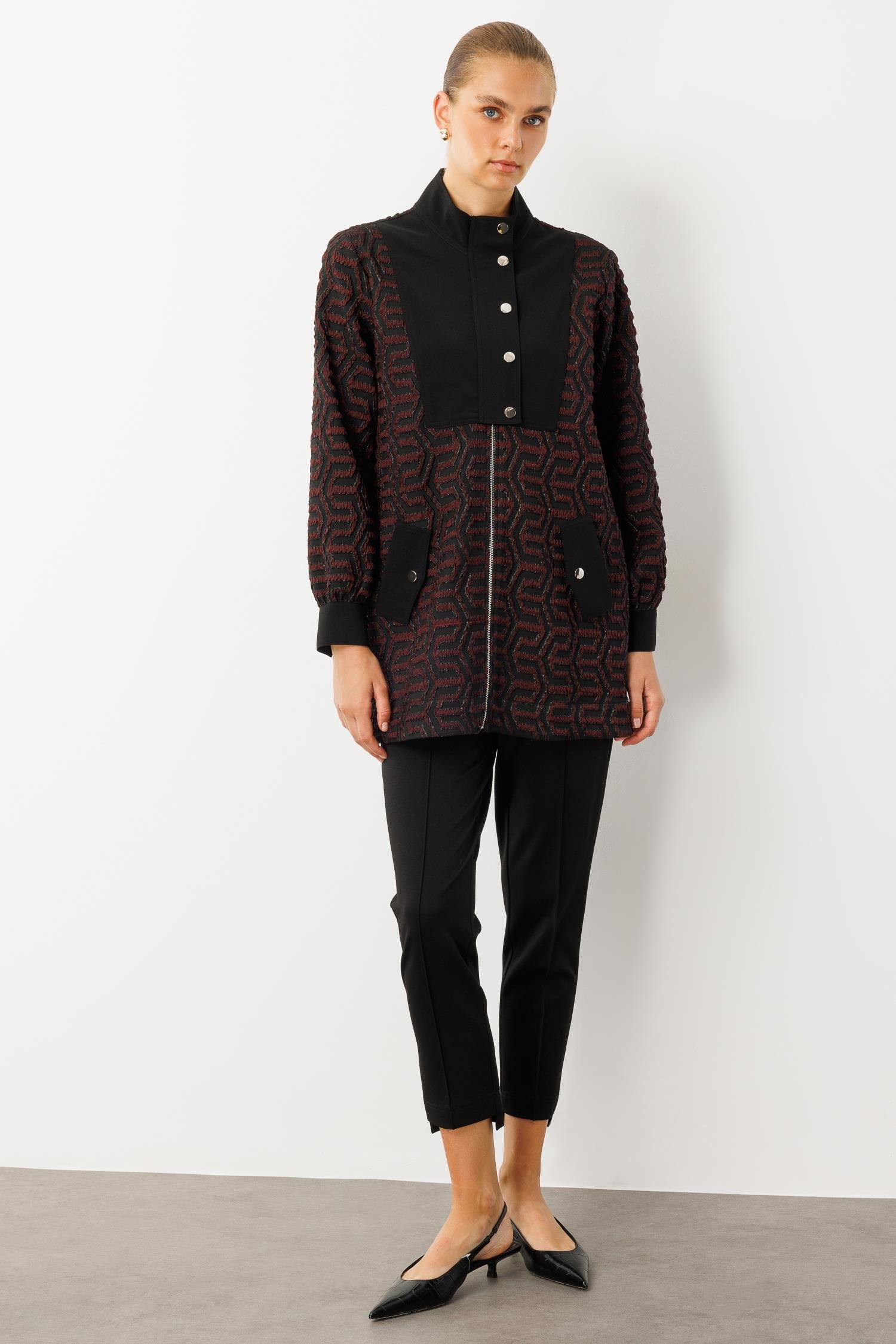 Modailgi  Desenli Gofre Kumaş Yakası Çıtçıtlı Tunik Bordo