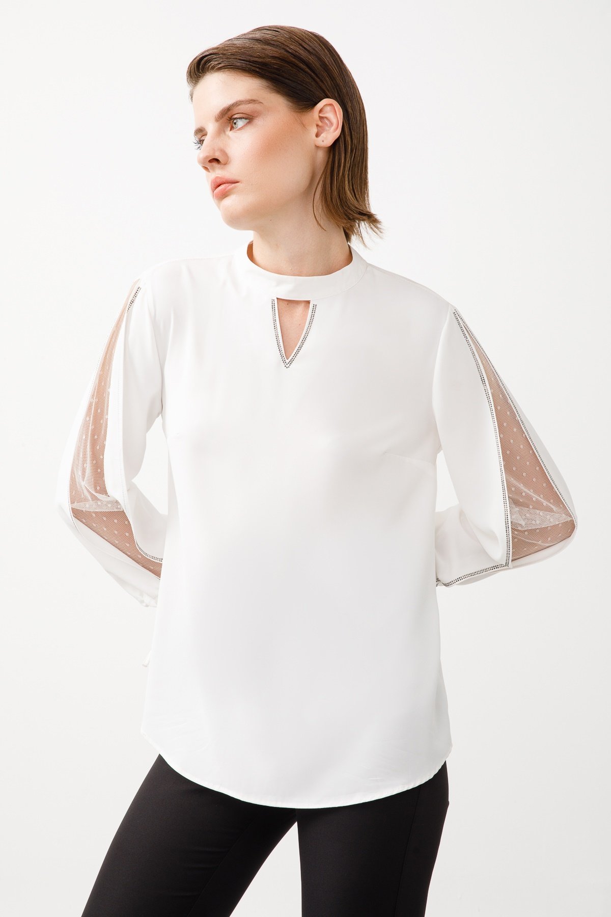 Modailgi  Dik Yaka Dantelli Bluz Ekru