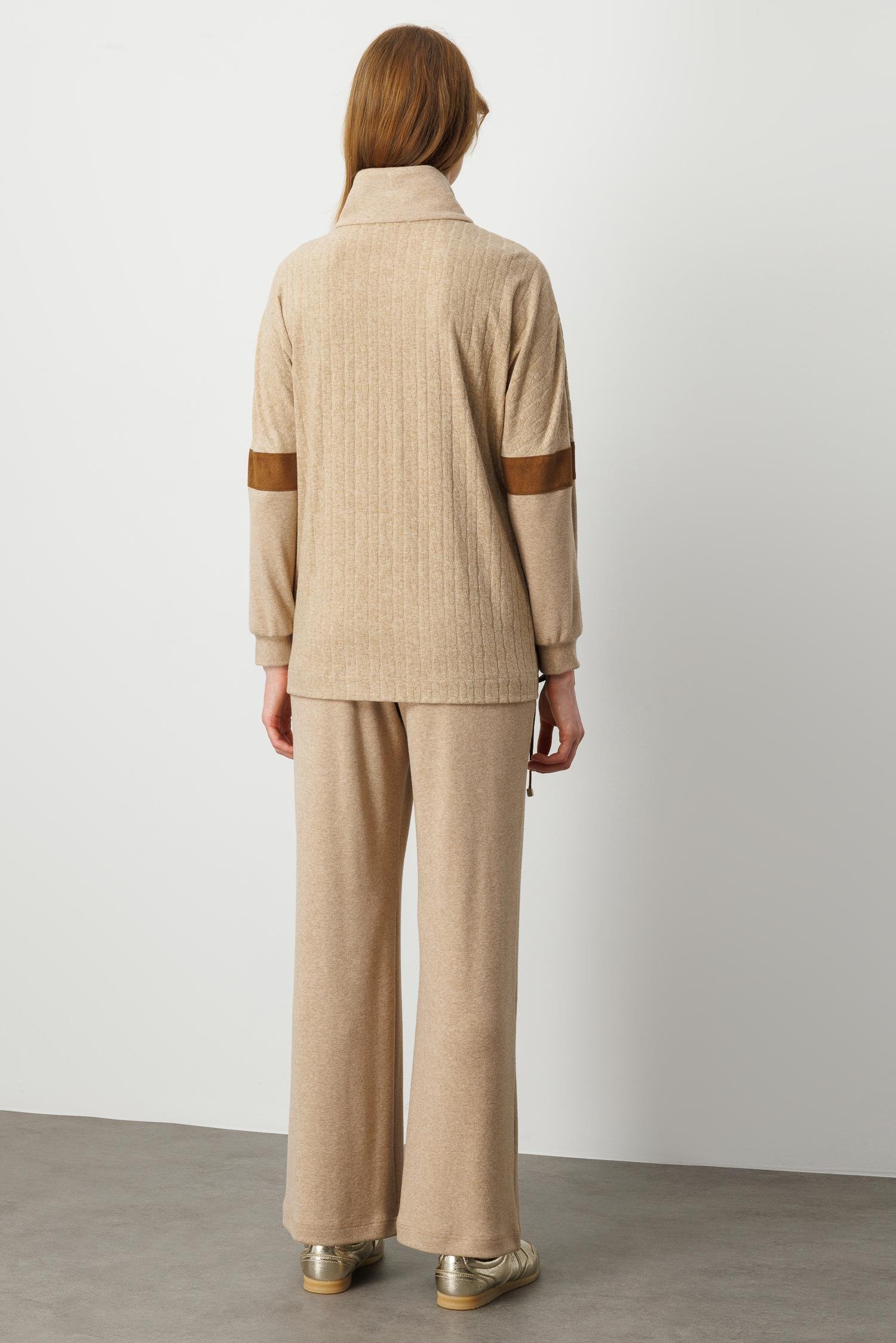 Modailgi  Dik Yakalı Etek Ucu Tünel Bağcık Detaylı Ara Boy Triko Tunik Vizon