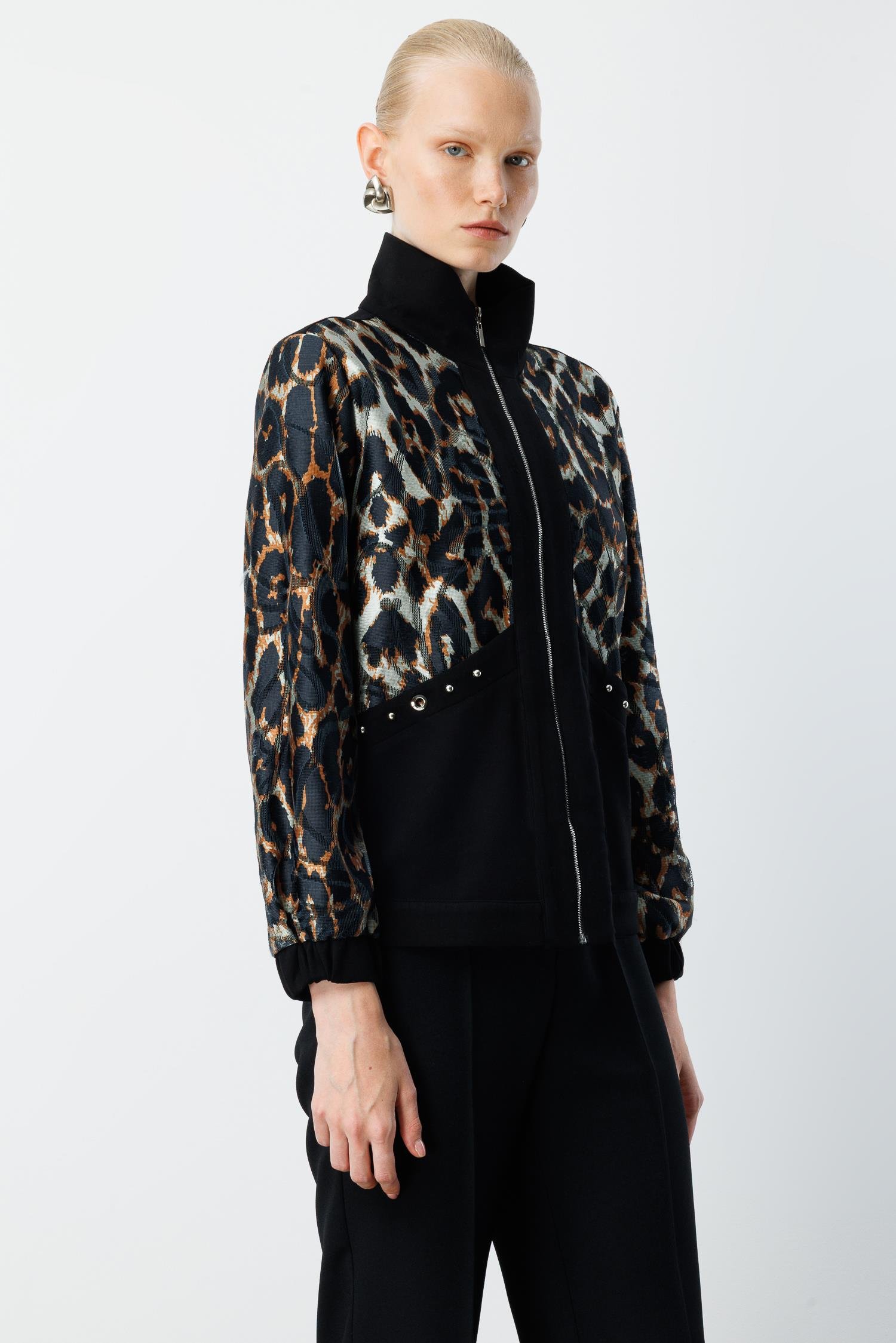 Modailgi  Dik Yakalı Trok Detaylı Fermuarlı Tunik Taba