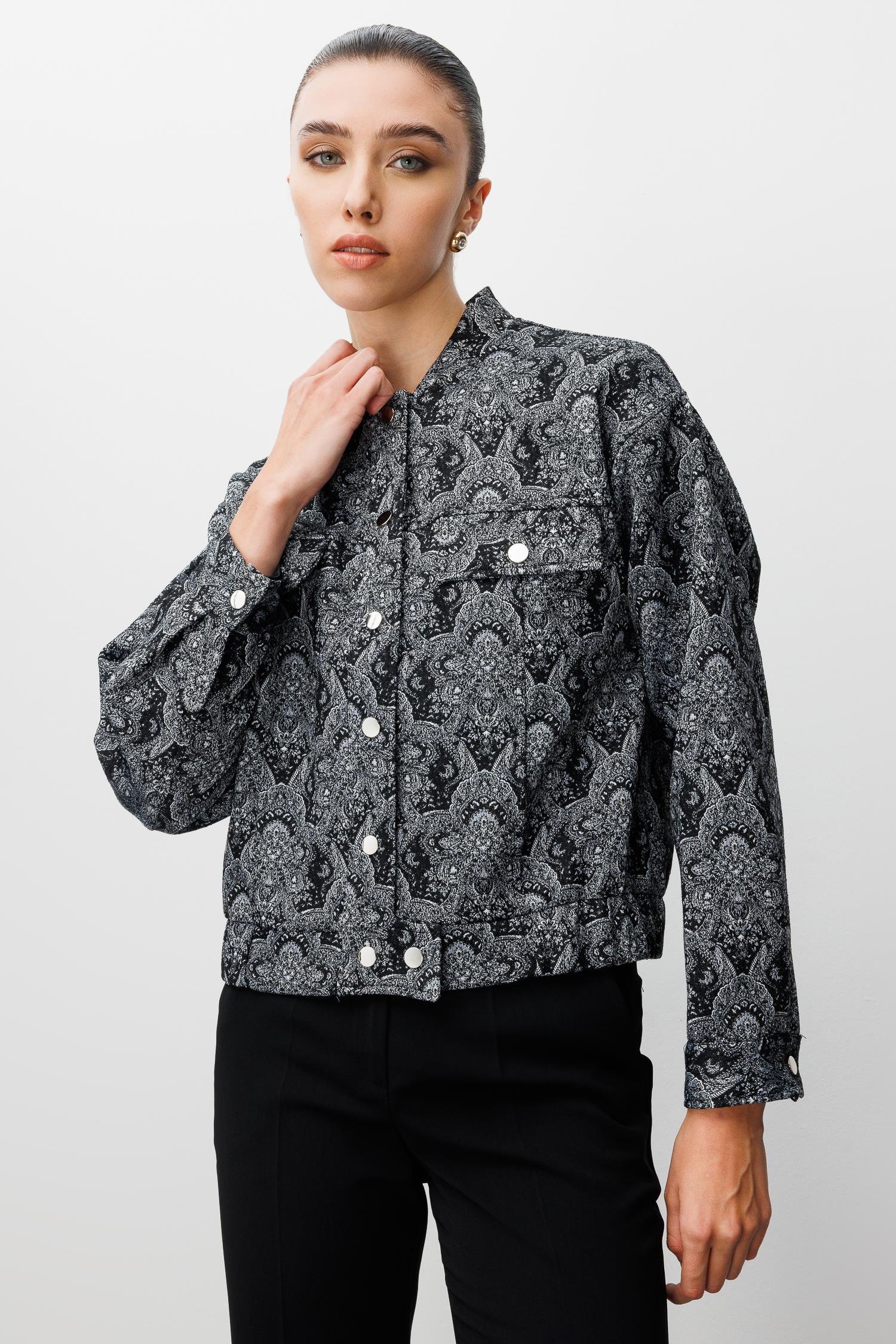 Modailgi  Düşük Kol Robalı Cepli Astarlı Kısa Oversize Bomber Jakar Ceket Siyah