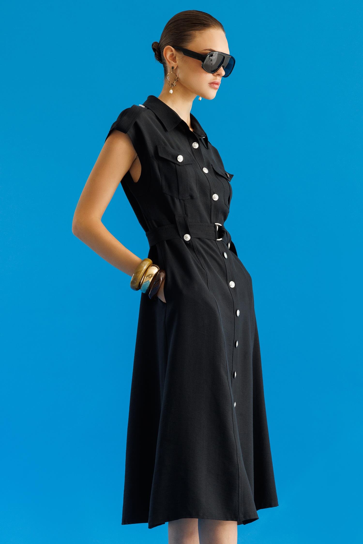 Modailgi  Düşük Omuzlu Apolet ve Kuşak Detaylı Düğme Kapamalı Midi Boy Elbise Siyah