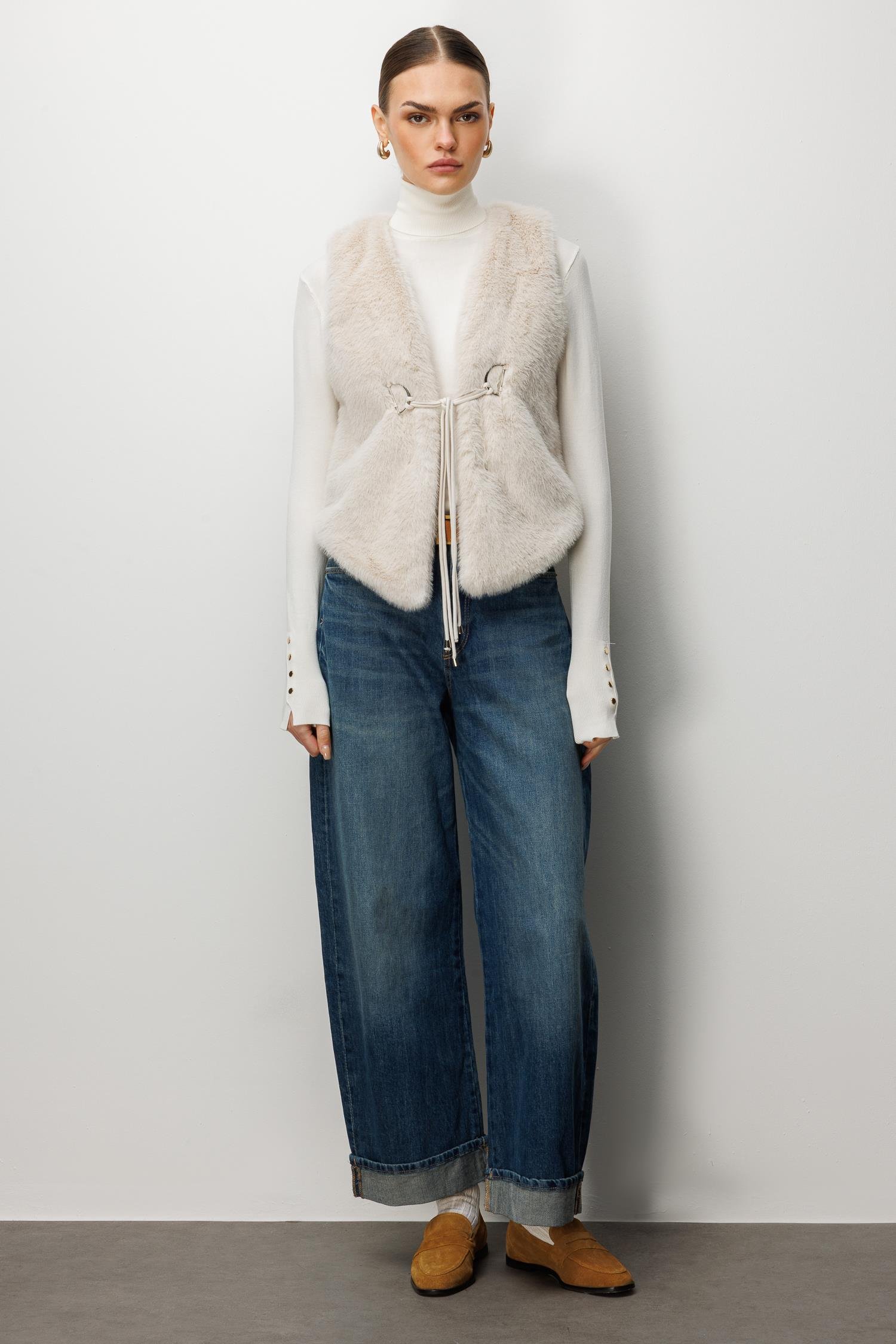 Modailgi  Düz Kısa Peluş Yelek Kemik