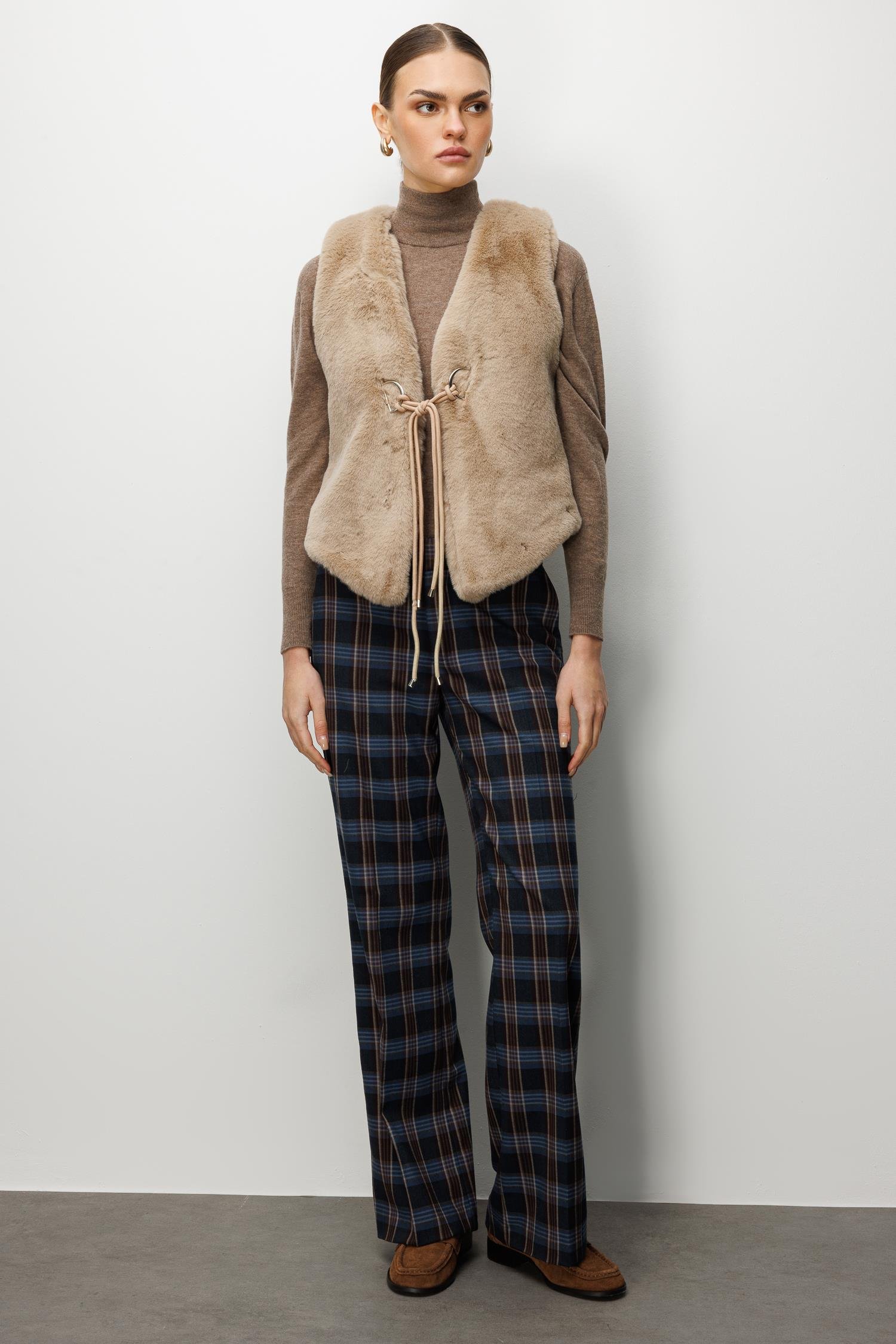 Modailgi  Düz Kısa Peluş Yelek Vizon