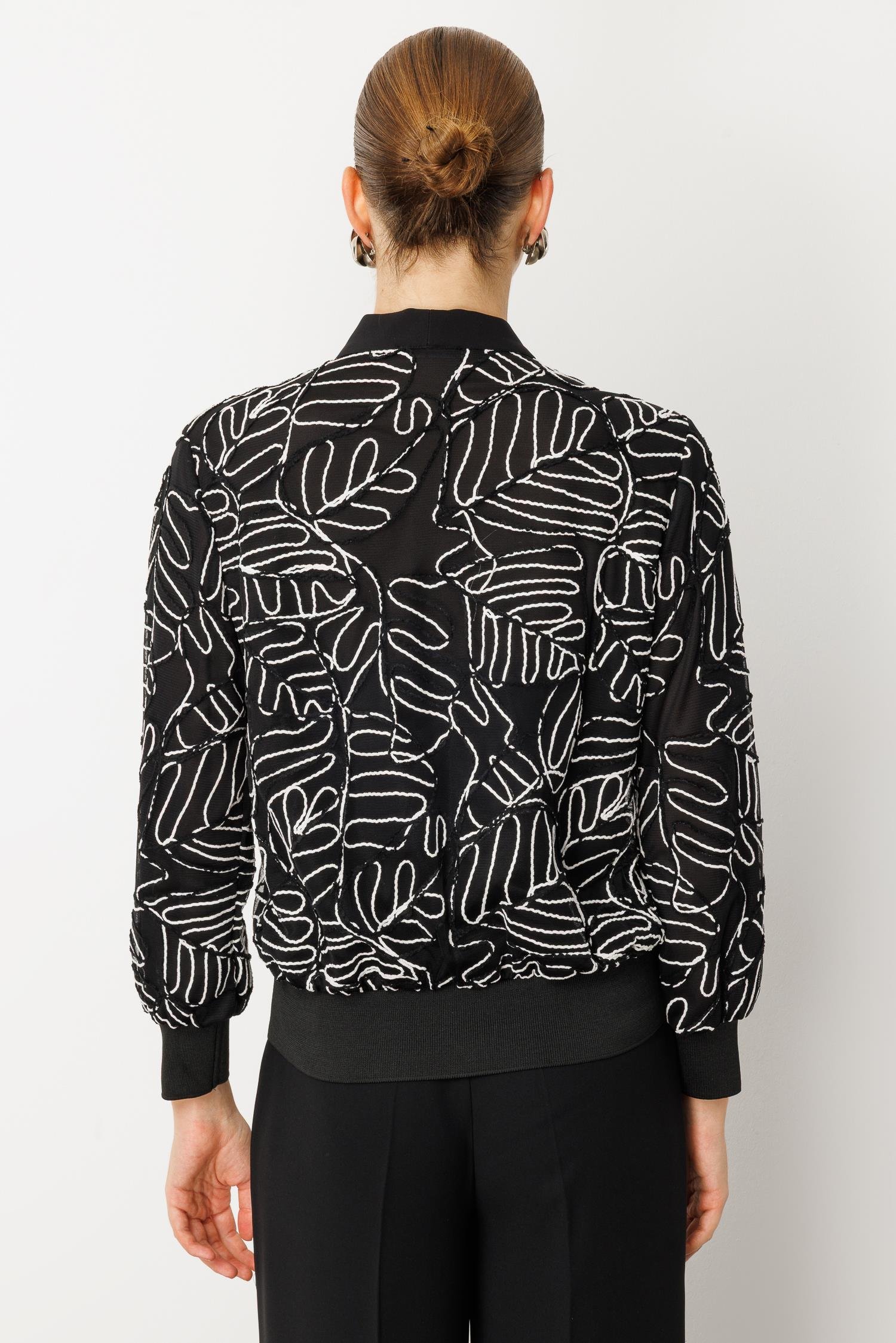 Modailgi  Düz Kumaş Garni Detaylı Fermuar Kapamalı Torba Cepli Kordone Ceket Siyah