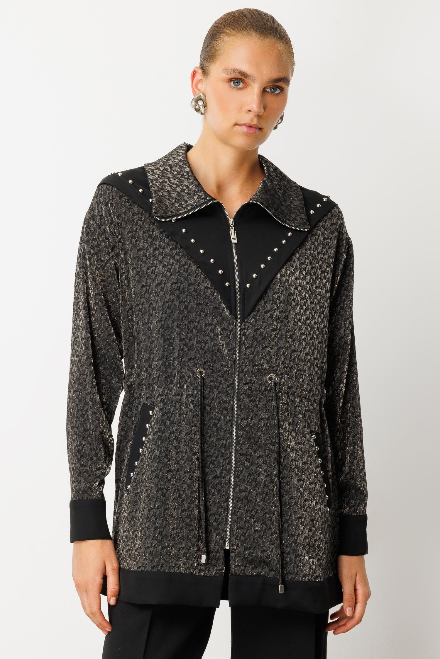 Modailgi  Düz Kumaş Garni Detaylı Fermuar Kapamalı Trok Çakma Detaylı Ara Boy Tunik - 40044 Siyah