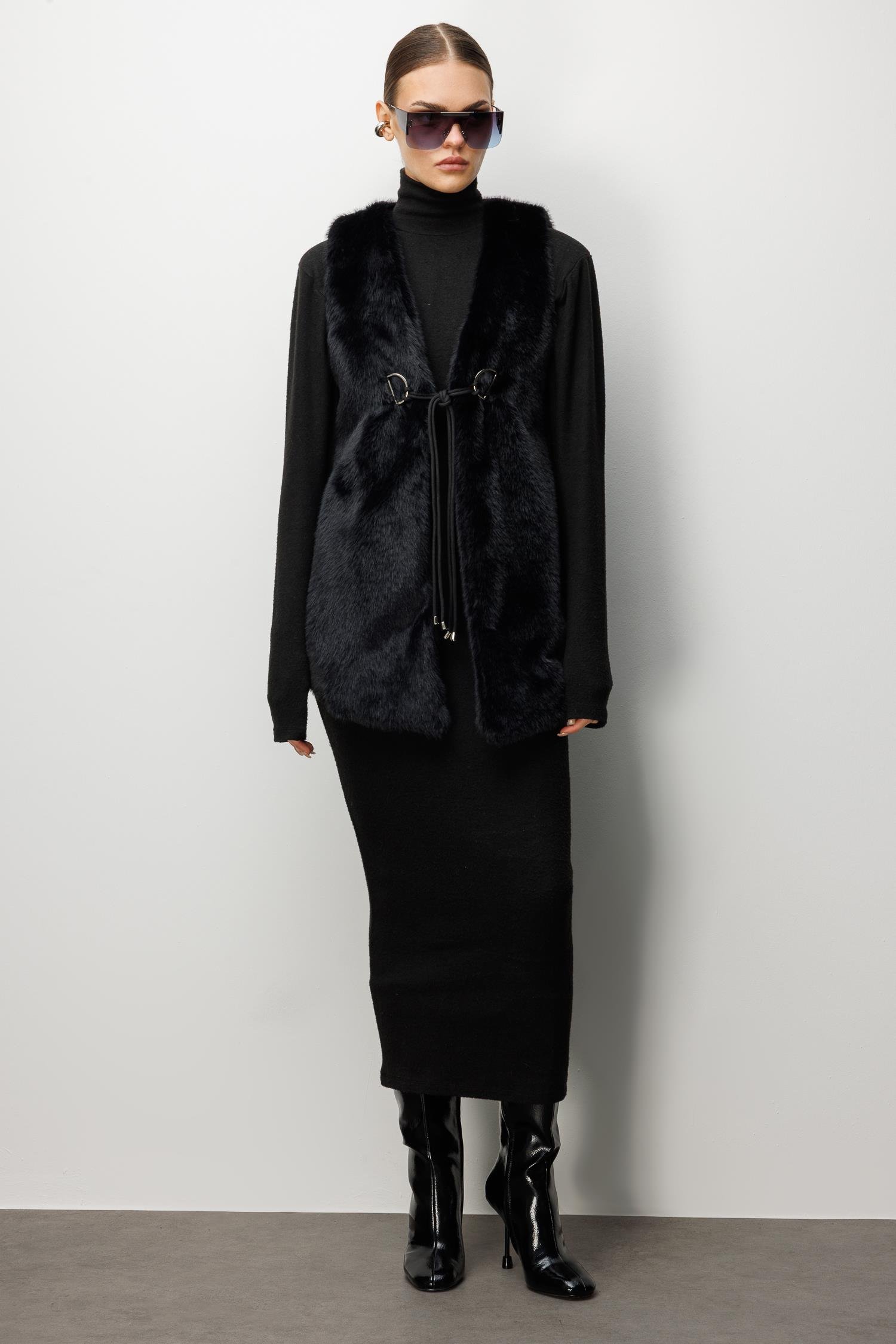 Modailgi  Düz Uzun Peluş Yelek Siyah