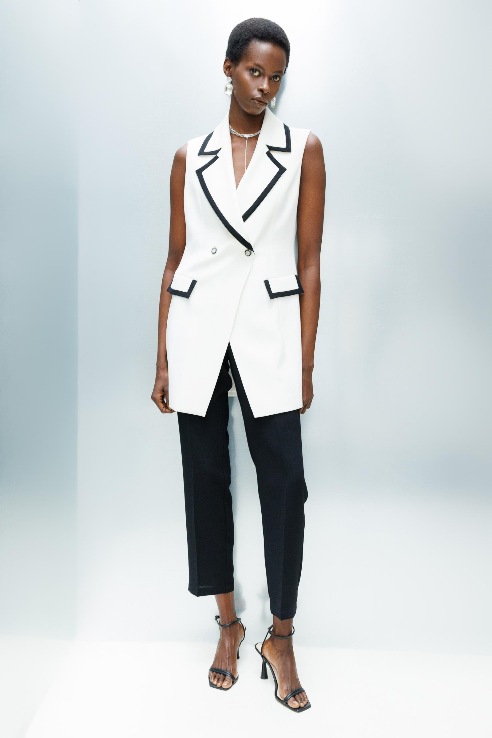 Modailgi  Enkürüsteli Kruvaze Yelek Ekru