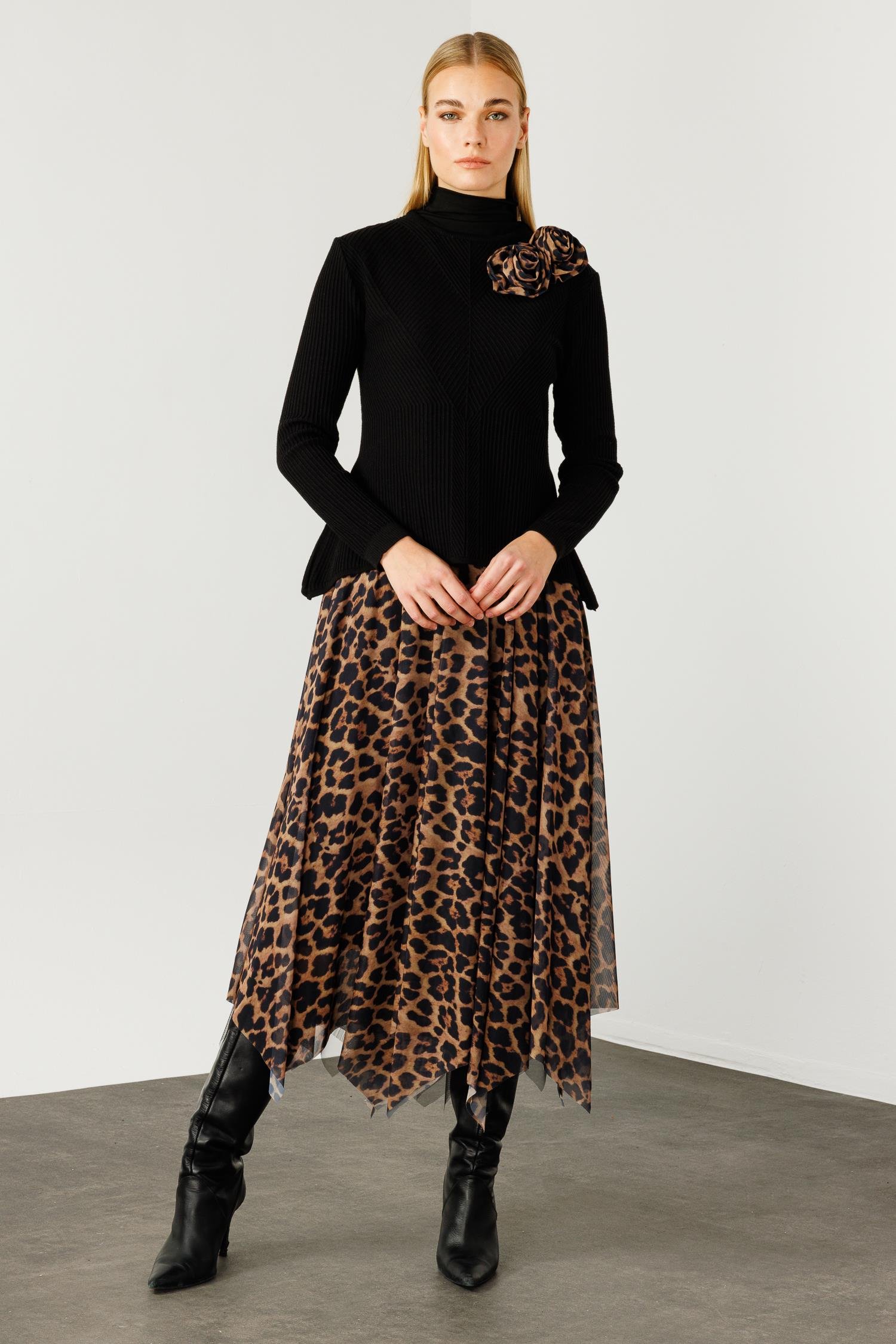 Modailgi  Eteği Asimetrik Leopar Desenli Trikolu Elbise Vizon