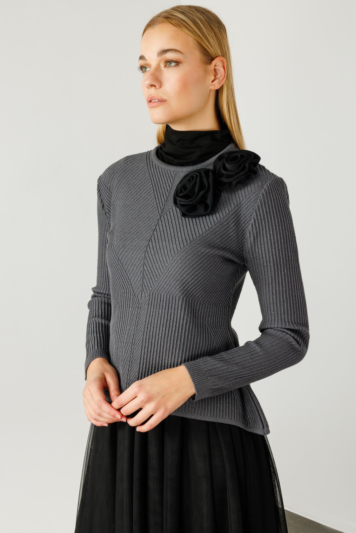 Modailgi  Eteği Asimetrik Tüllü Trikolu Elbise Gri