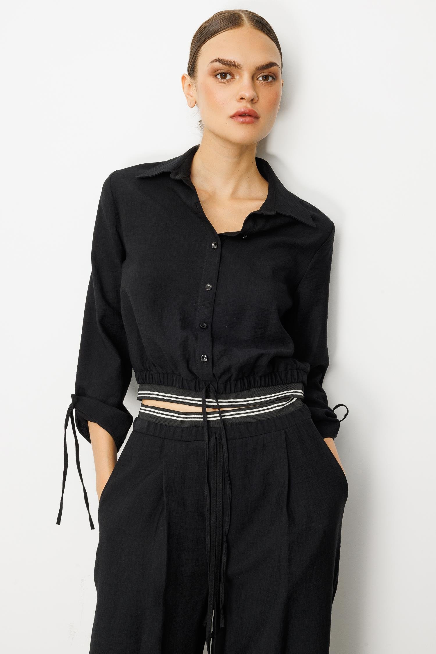 Modailgi  Etek Ucu Lastik ve Ribana Detaylı Bağlamalı Kısa Bluz Gömlek Siyah