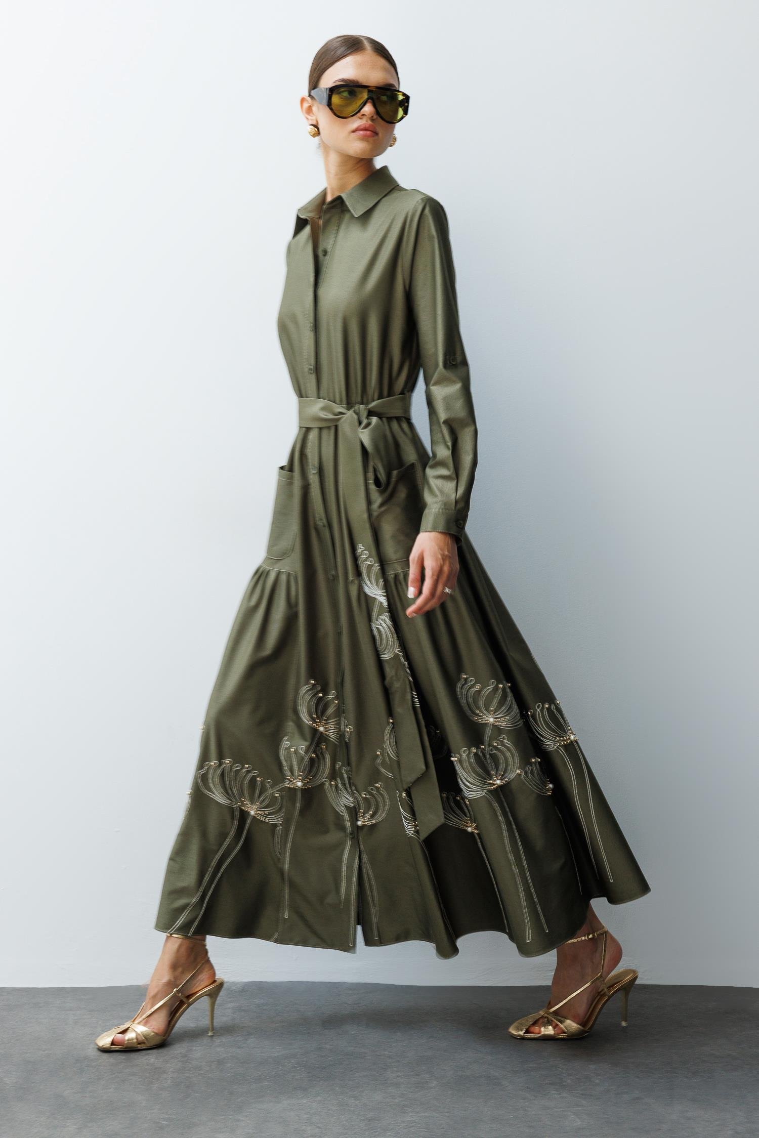 Modailgi  Etek Ucu Nakış ve İşlemeli Beli Lastikli Kuşaklı Safari Kol Uzun Elbise Haki