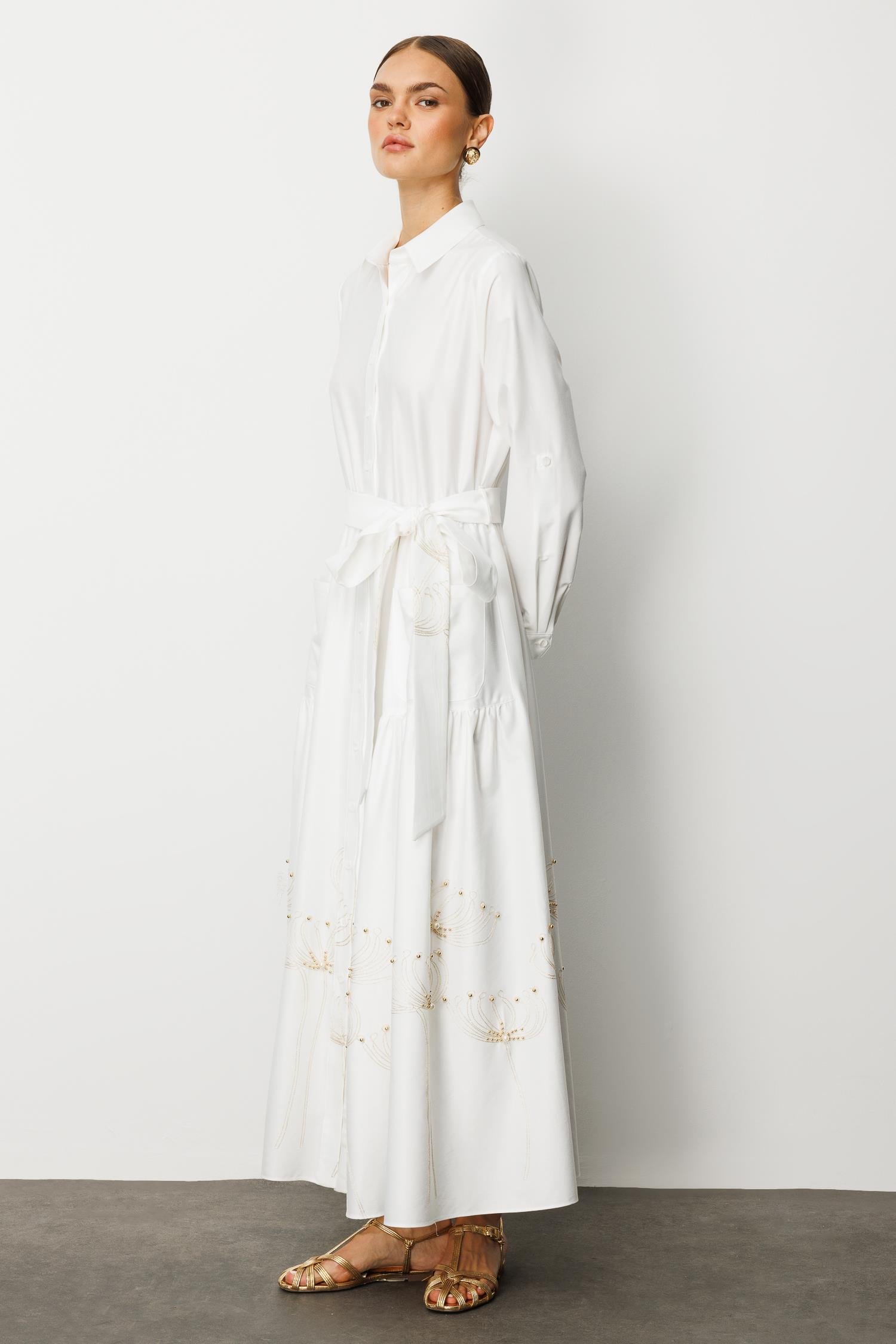 Modailgi  Etek Ucu Nakış ve İşlemeli Beli Lastikli Kuşaklı Safari Kol Uzun Elbise Ekru