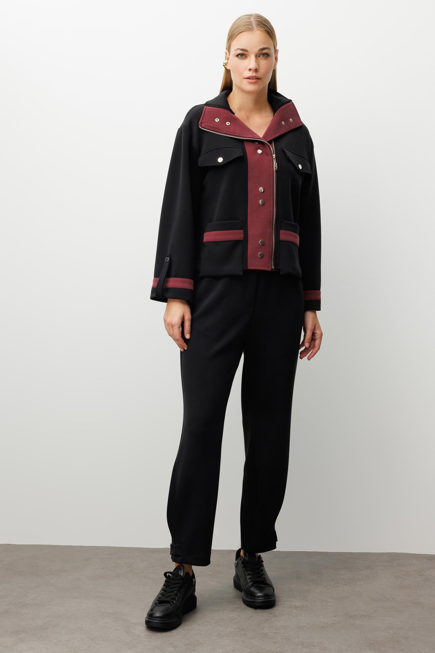 Modailgi  Fermuar Kapamalı Düşük Kol Cep Ve Apolet Detaylı Kısa Devrik Yaka Gömlek - 40064 Siyah