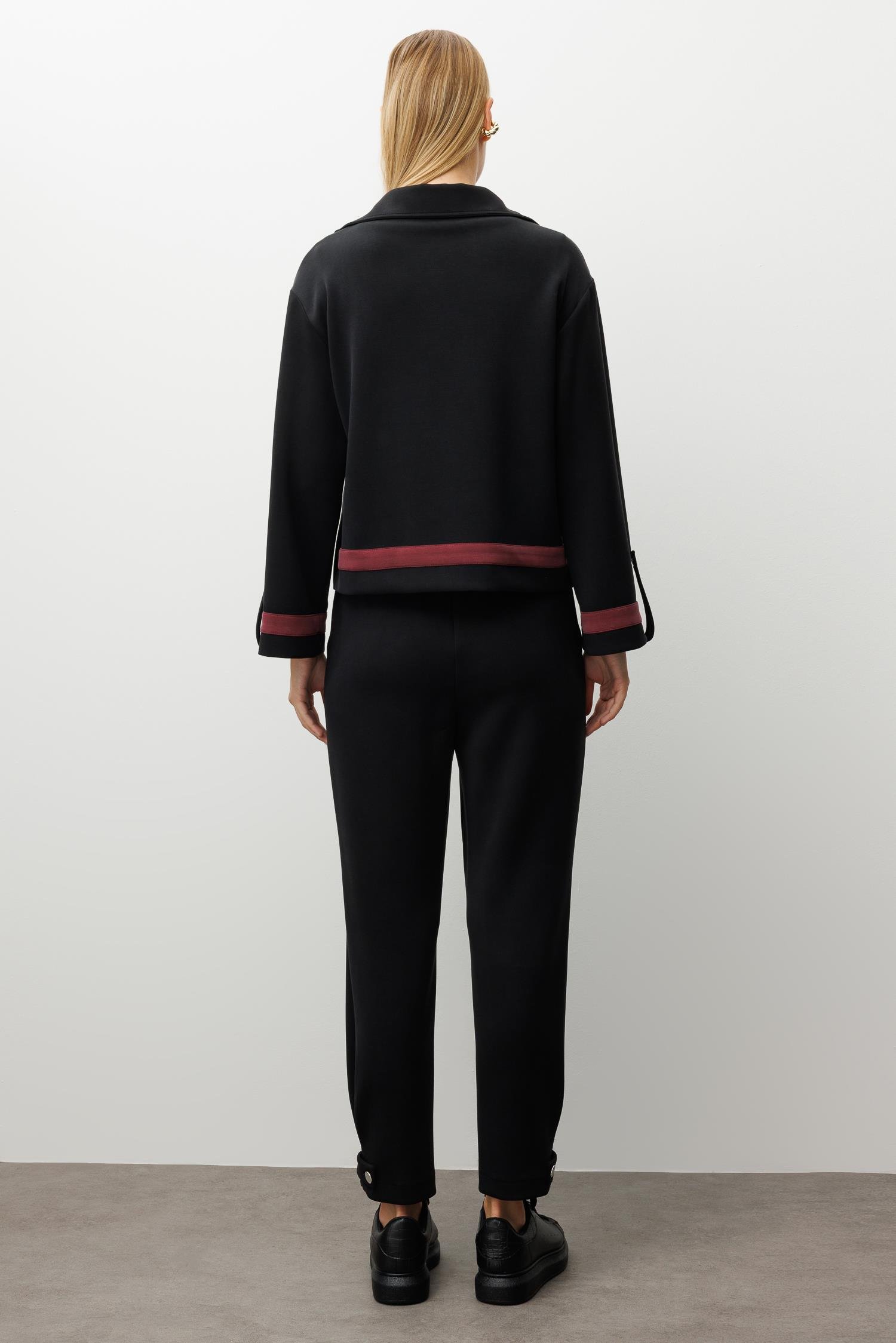 Modailgi  Fermuar Kapamalı Düşük Kol Cep Ve Apolet Detaylı Kısa Devrik Yaka Gömlek - 40064 Siyah