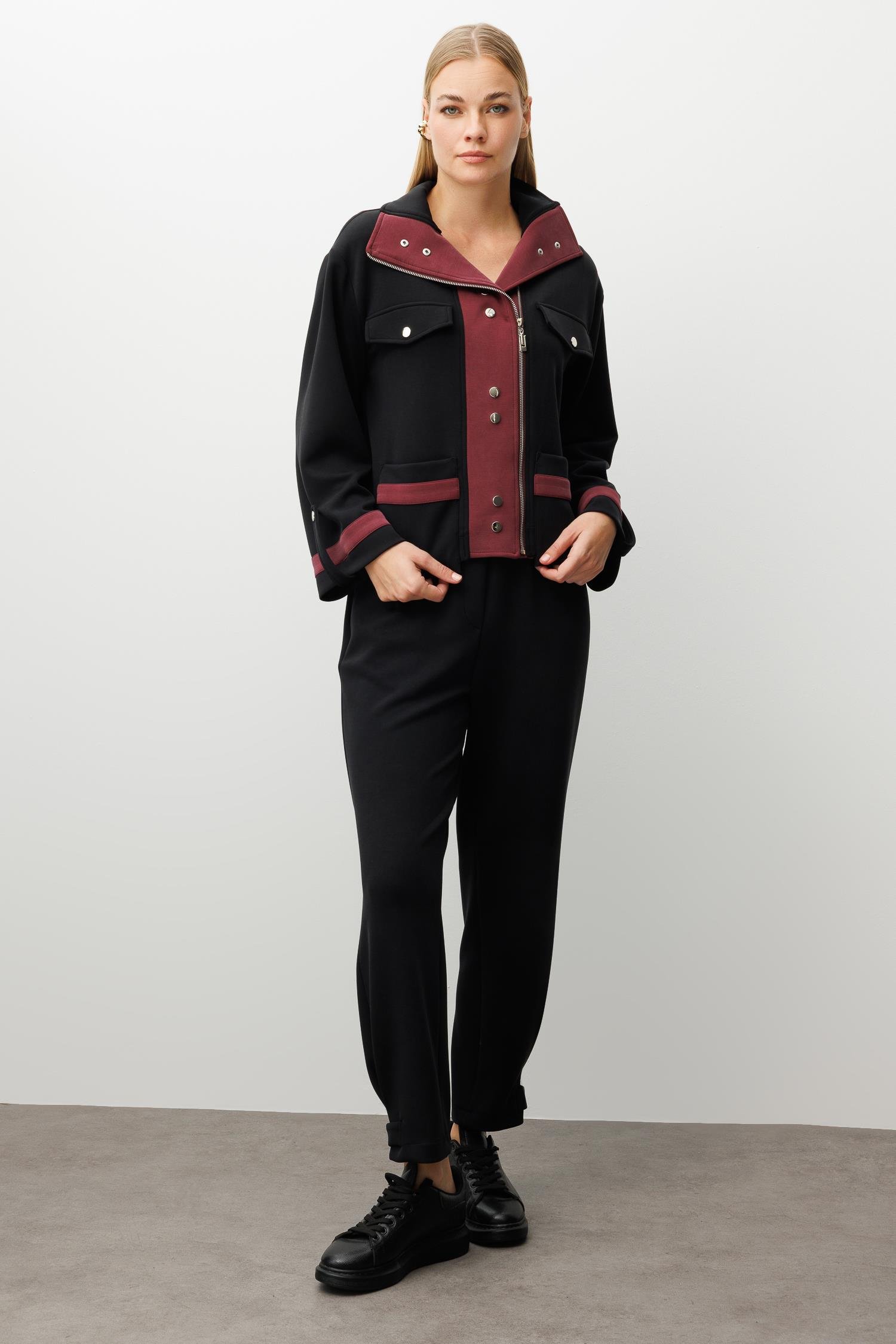 Modailgi  Fermuar Kapamalı Düşük Kol Cep Ve Apolet Detaylı Kısa Devrik Yaka Gömlek - 40064 Siyah