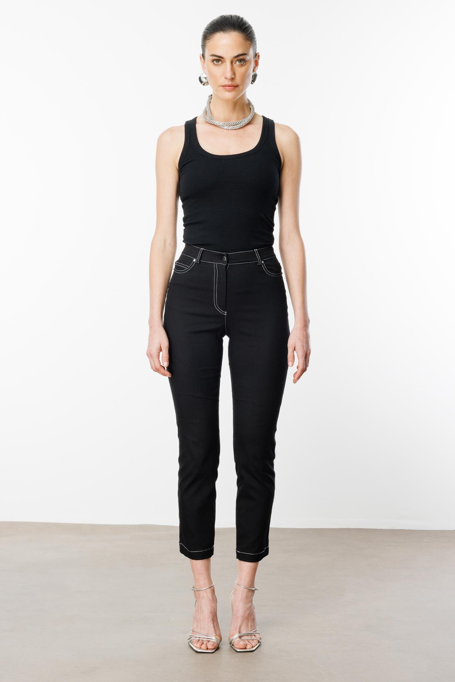 Modailgi  İç Kemeri Lastikli Spor Dikişli Bilek Boy Pantolon - 75202 Siyah