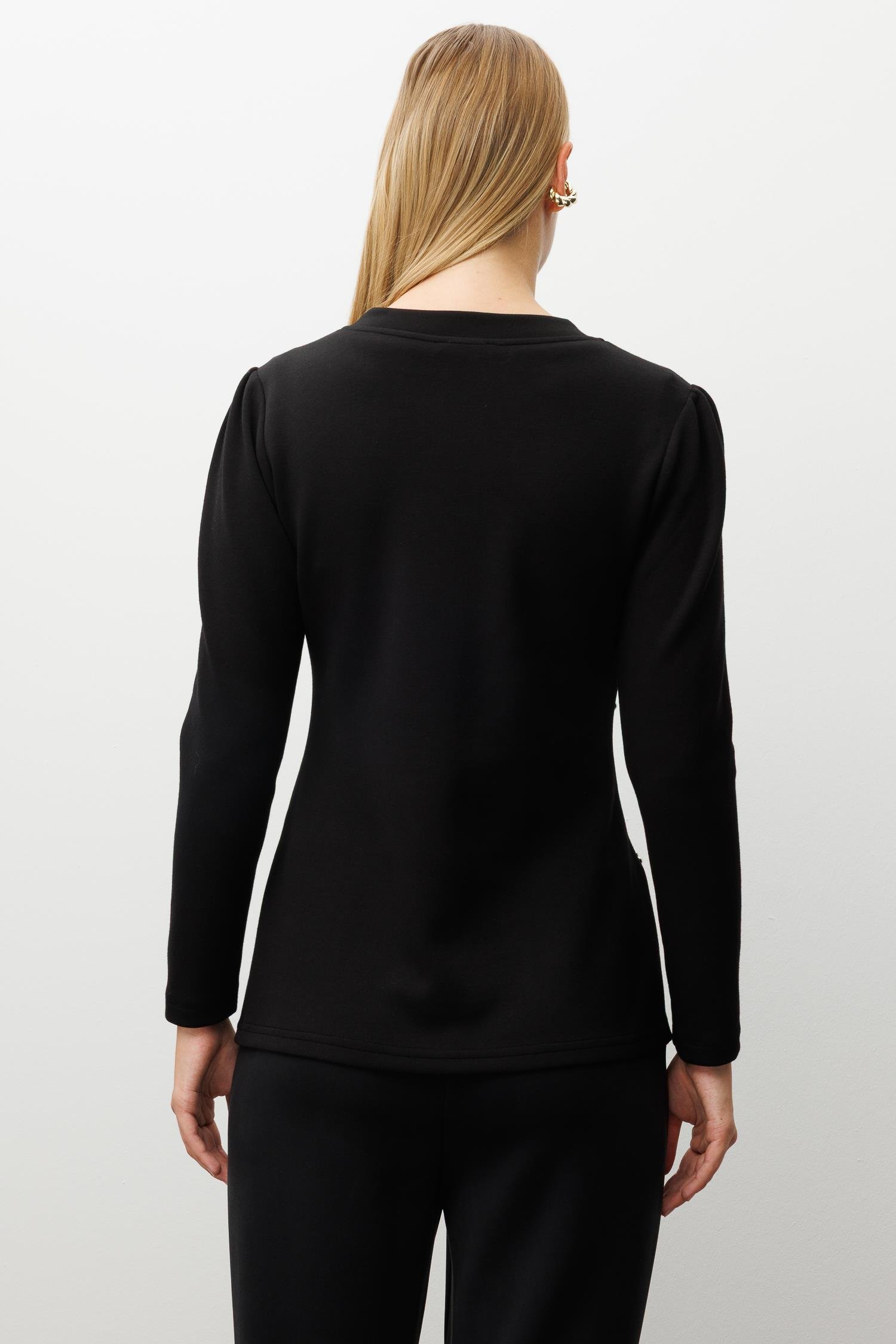 Modailgi  İnci Detaylı Pileli Sıfır Yaka Örme Bluz Siyah