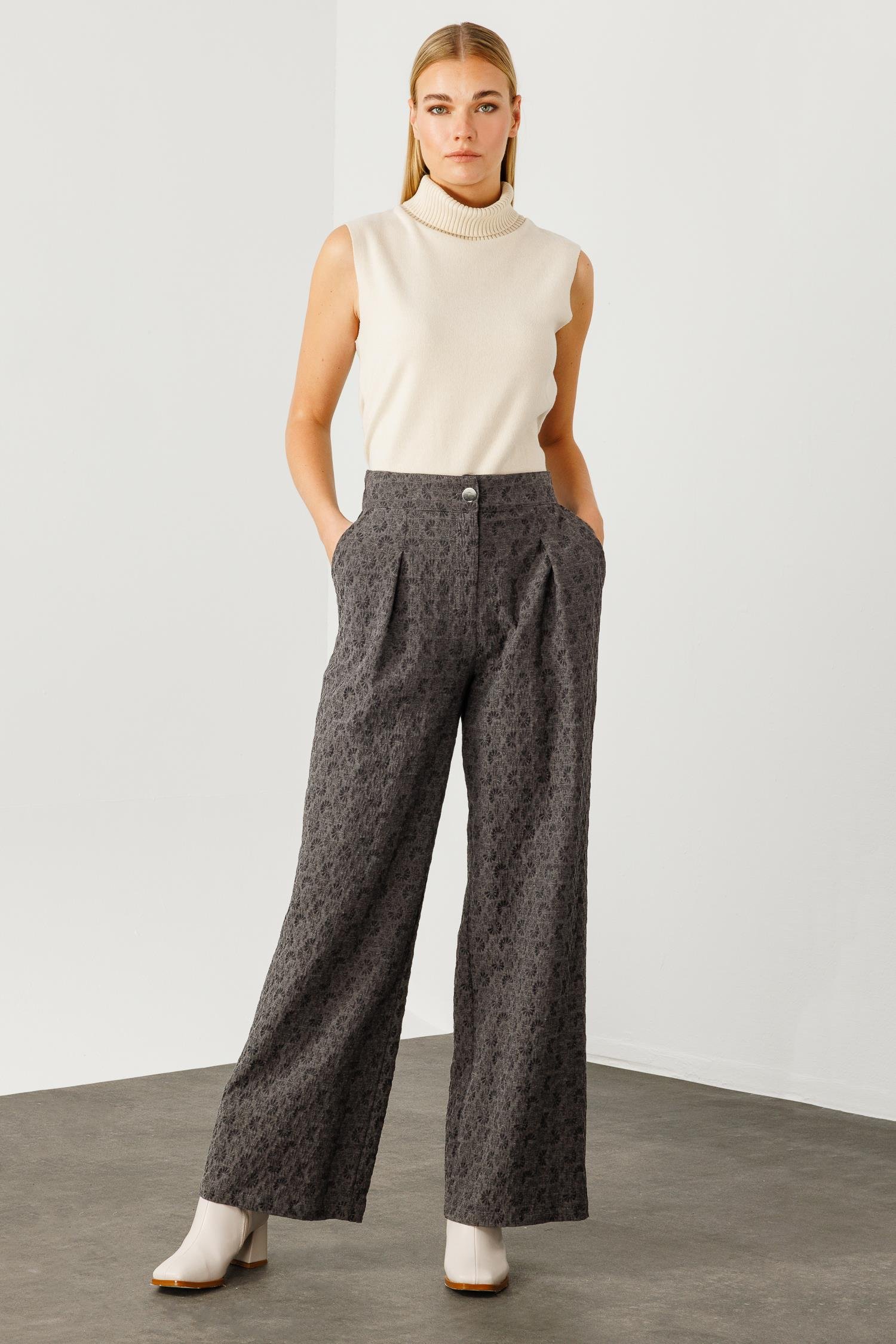 Modailgi  Jakar Kumaşlı Pileli Geniş Paça Pantolon - 7970 Gri