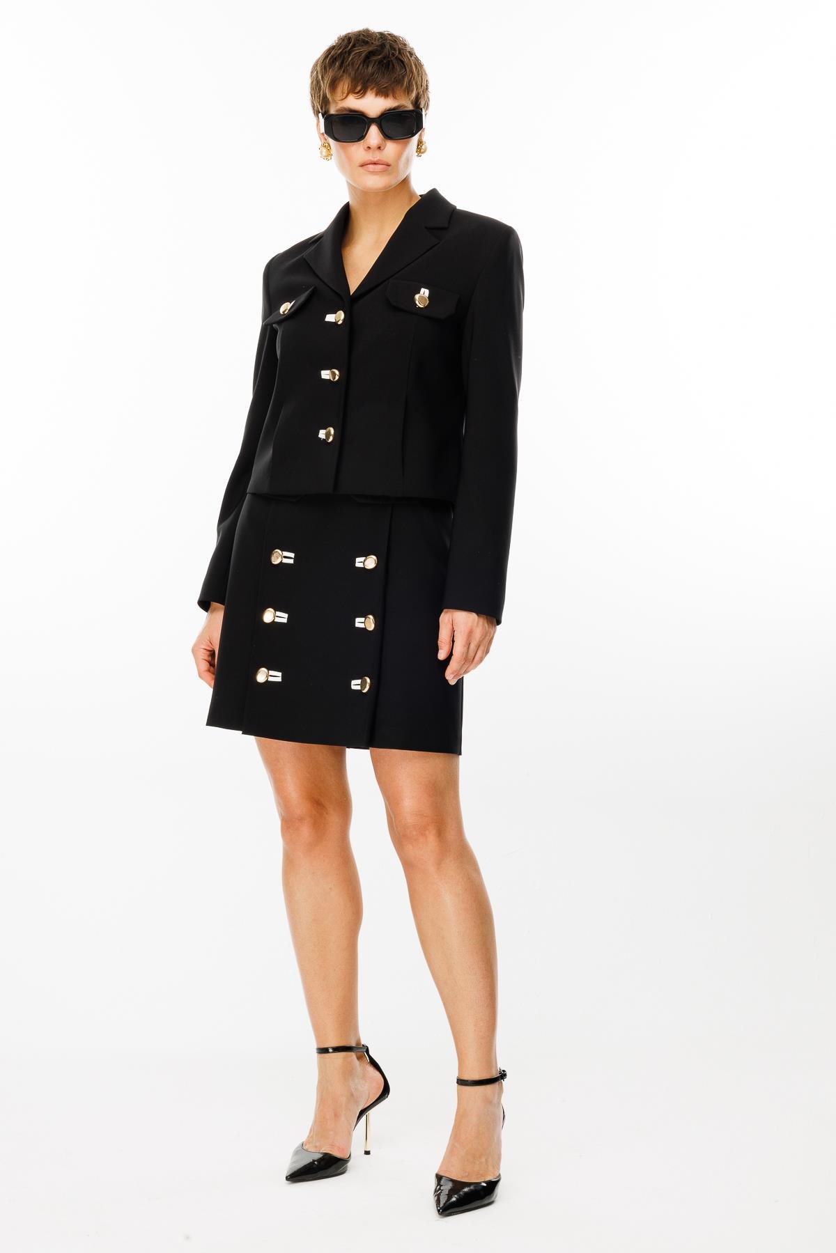 Modailgi  Kapak Detaylı Fleto ile Düğme Kapamalı Kısa Etek - 70024 Siyah