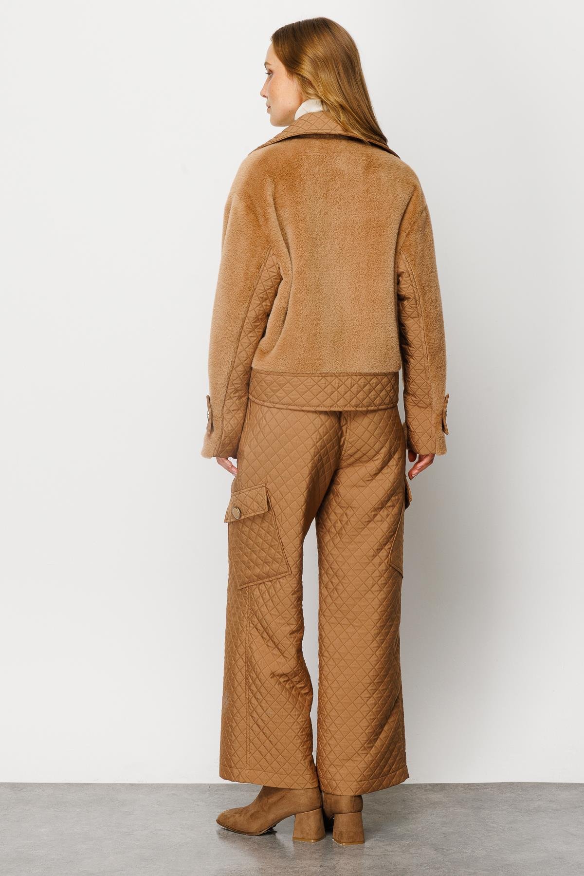 Modailgi  Kapitone Detaylı Kruvaze Peluş Mont Camel