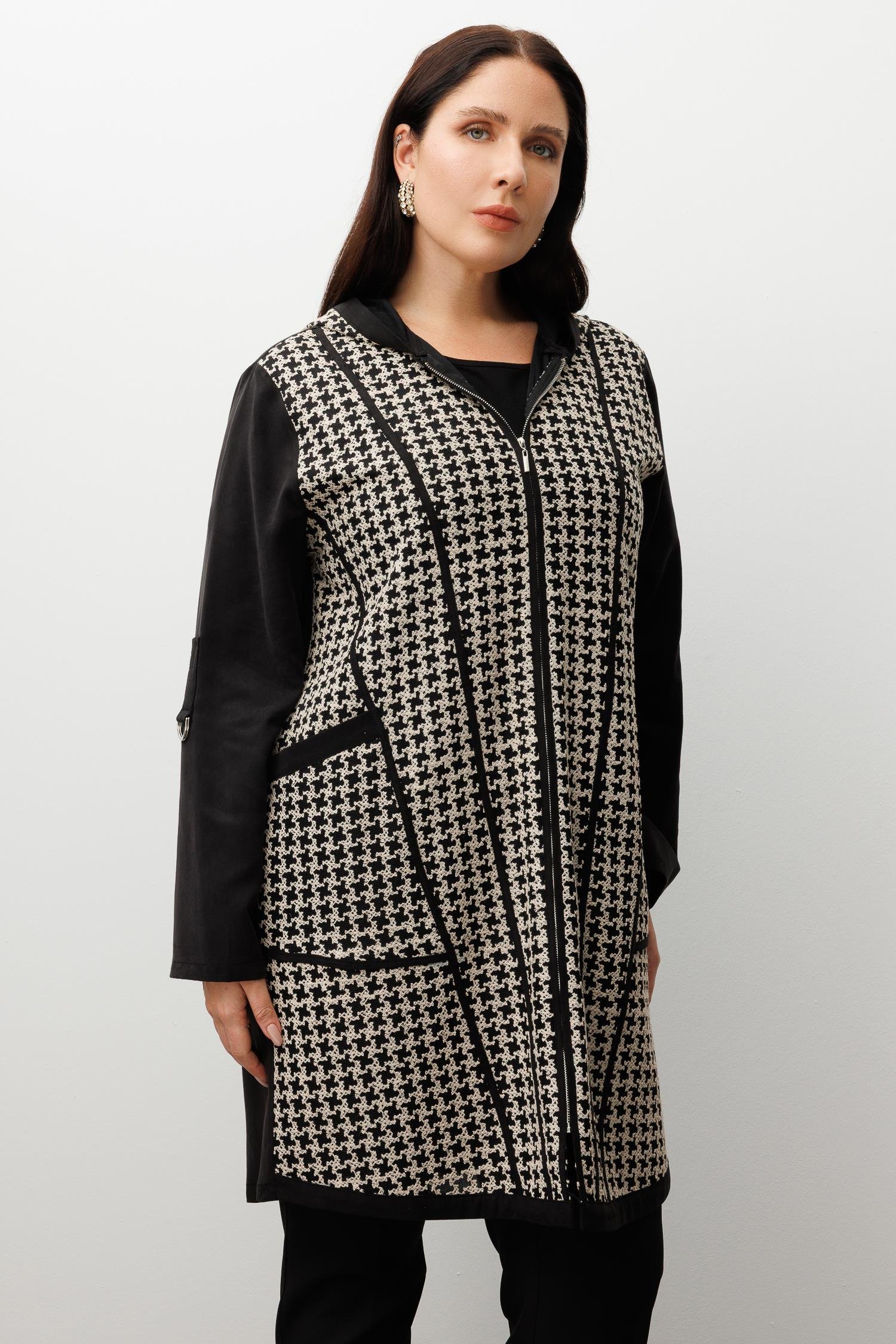 Modailgi  Kapüşonlu Kolları Apoletli Kazayağı Desen Nakış Kumaş Kap Siyah