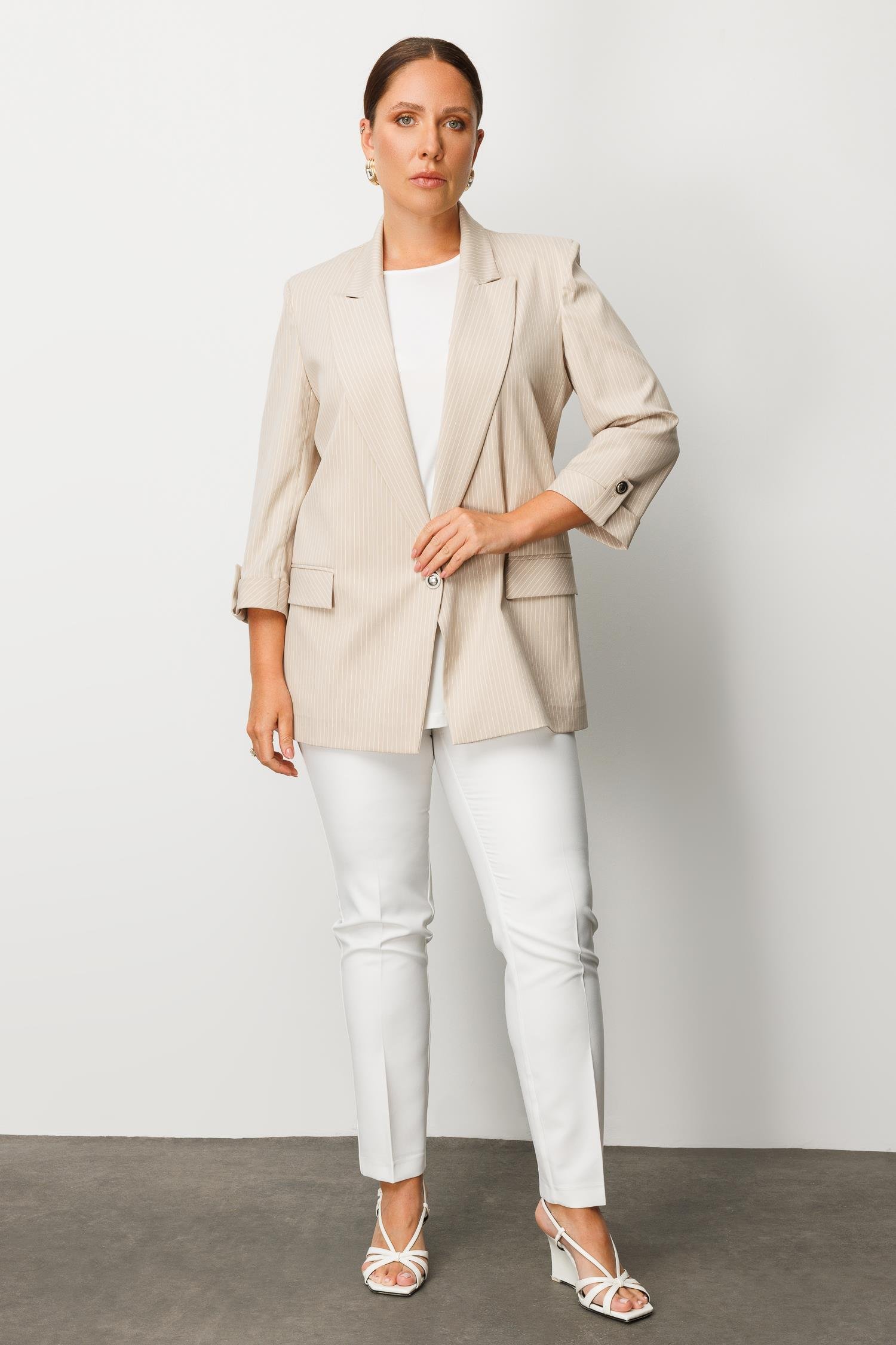 Modailgi  Kelebek Yaka Truvakar Kol Yarım Astarlı Ceket Taş