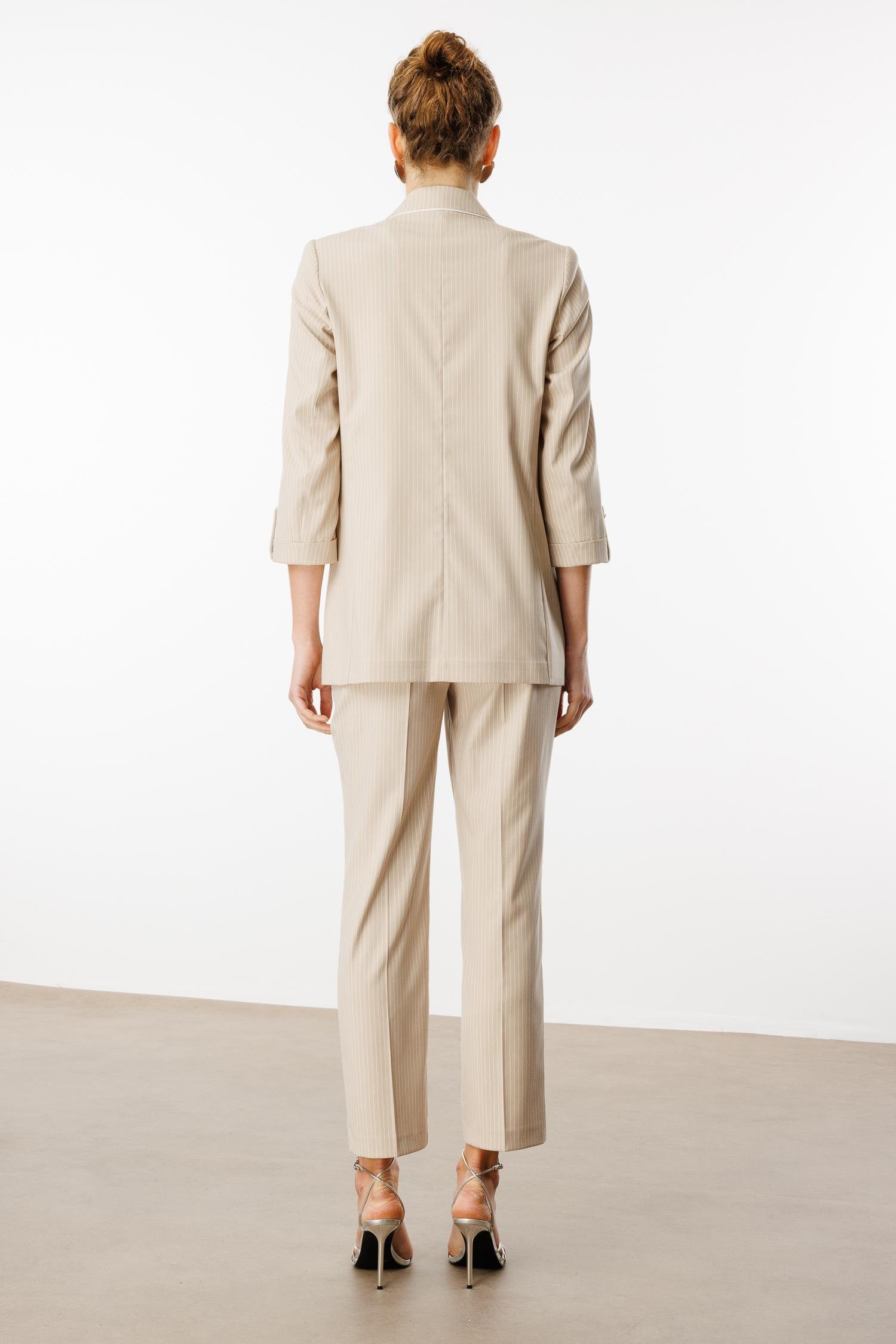 Modailgi  Kelebek Yaka Truvakar Kol Yarım Astarlı Çizgili Ceket Taş