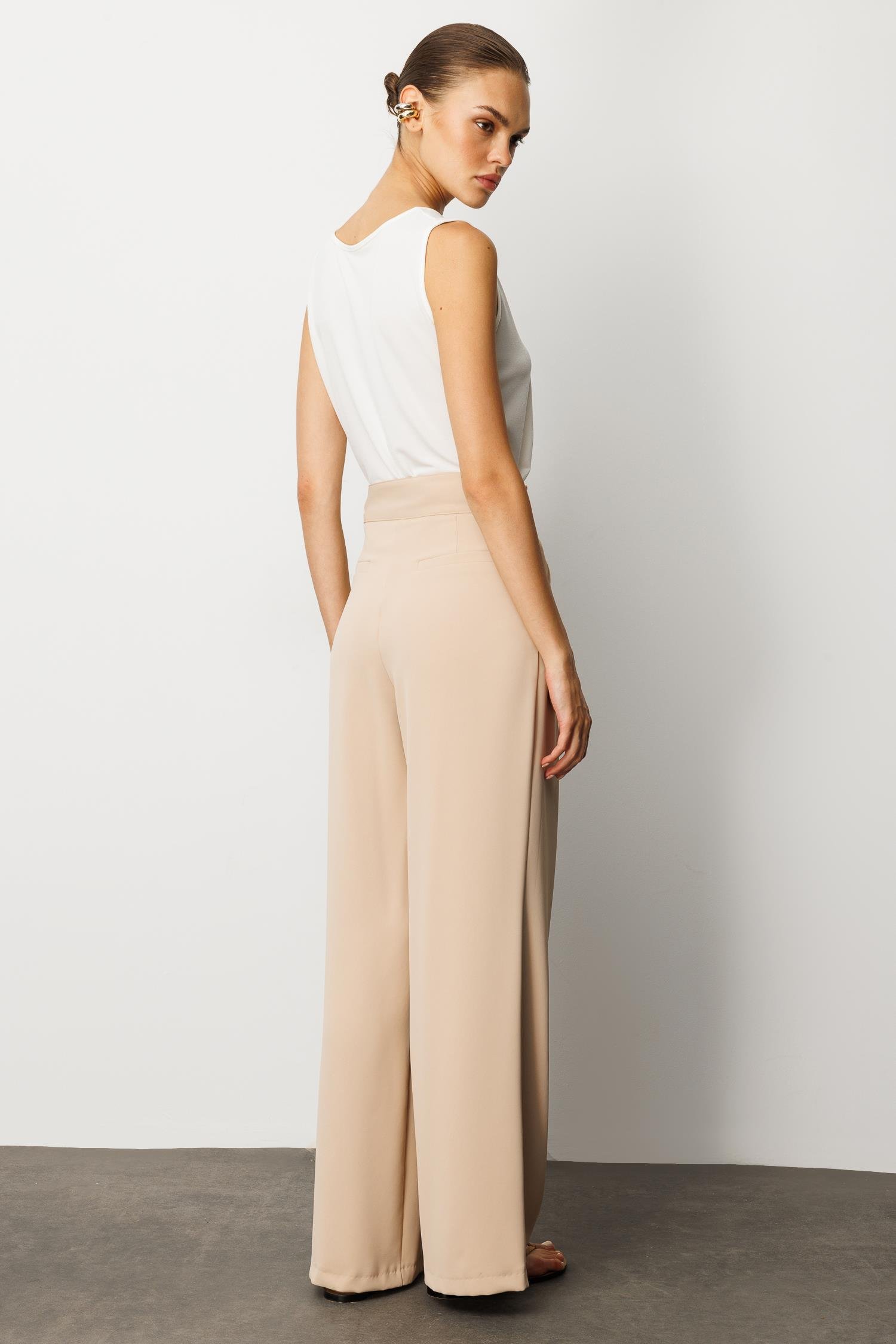 Modailgi  Kemeri Apoletli Yandan Cepli Plikaşeli Pantolon - 7069 Taş