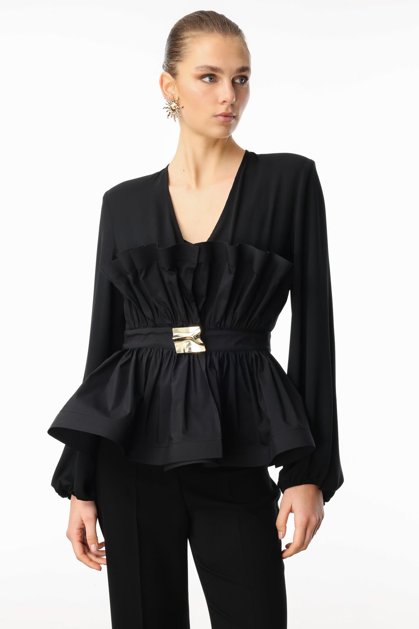 Modailgi  Kemeri Metal Tokalı Koton Kumaş Garnili Büzgülü Volanlı Bluz Siyah